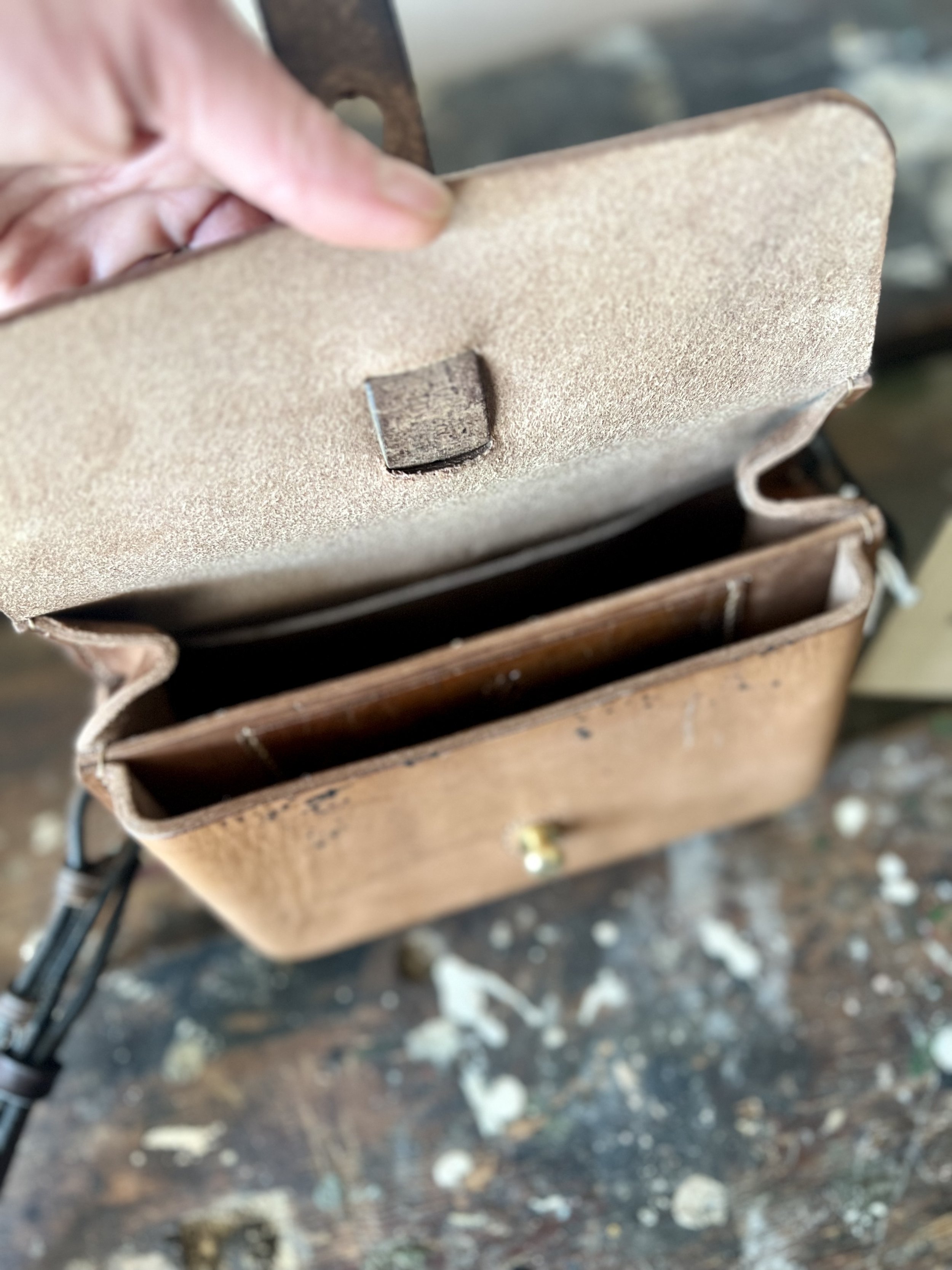 handmade repurposed saddle leather Vivian bag by rag of colts