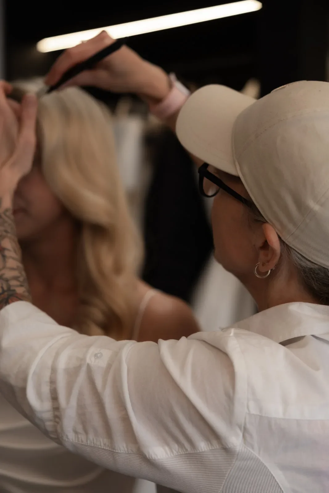 Bryllupshår udført af Jeanie – professionel brudehår og makeup hos RiiStyle