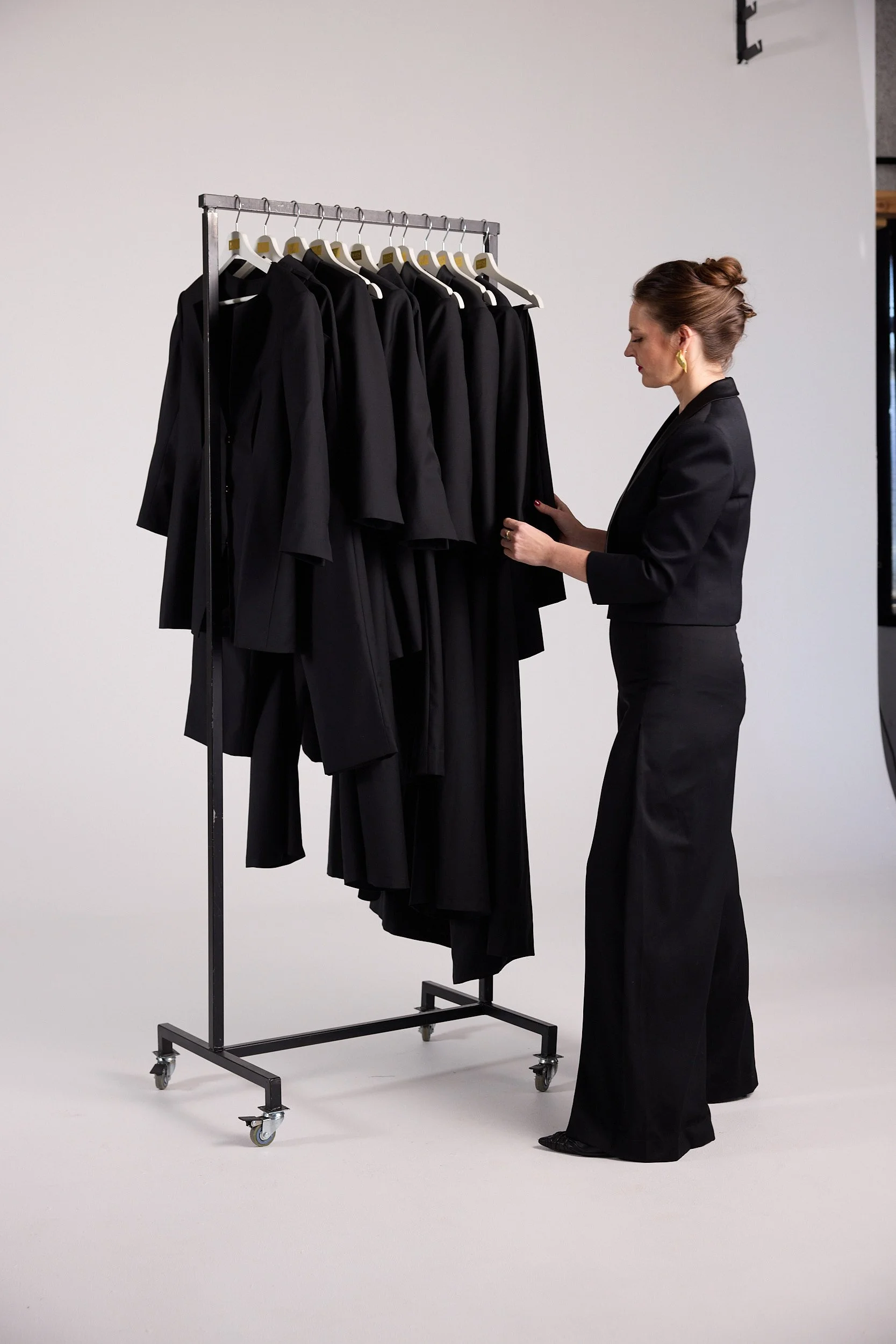 Buch Black - 2025-04-0717394 - Capture.jpg