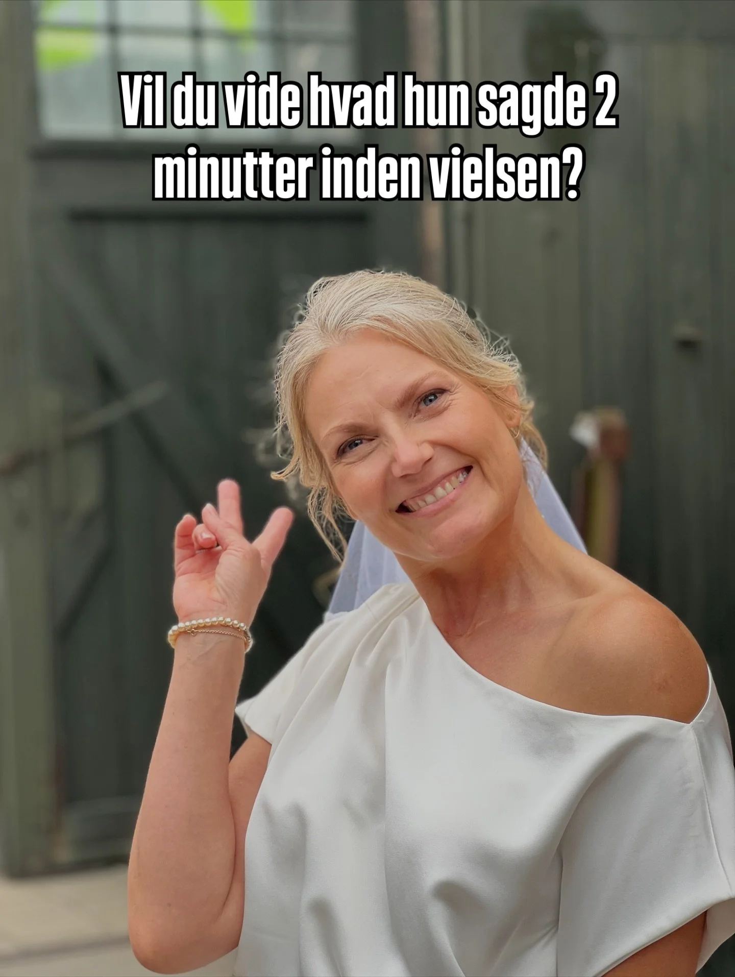 Hvor heldig kan man f&aring; lov at v&aelig;re? ✨ 

L&oslash;rdag str&aring;lede solen over &Aring;rhus om kap med Naja og hvilken forn&oslash;jelse det var at tilbringe formiddagen med hende og hendes sk&oslash;nne s&oslash;stre, datter og mor p&ari