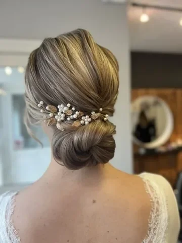 brudestyling-anne-brudehaar-makeup-riistyle-08.webp