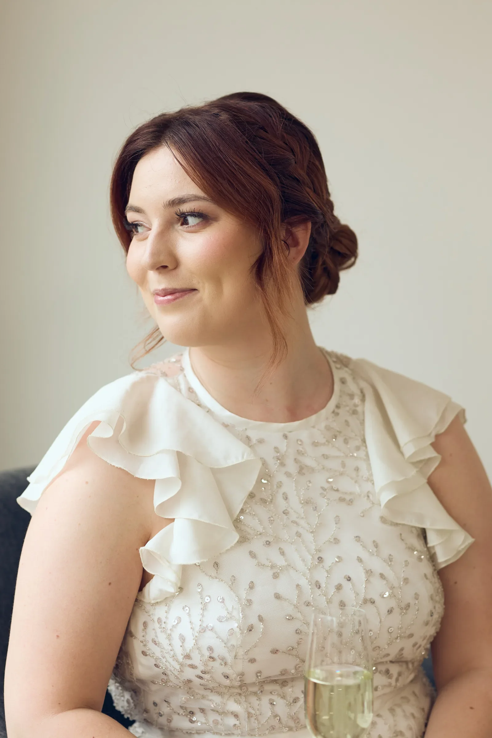brudestyling-mette-elisabeth-brudehaar-makeup-riistyle-77.webp