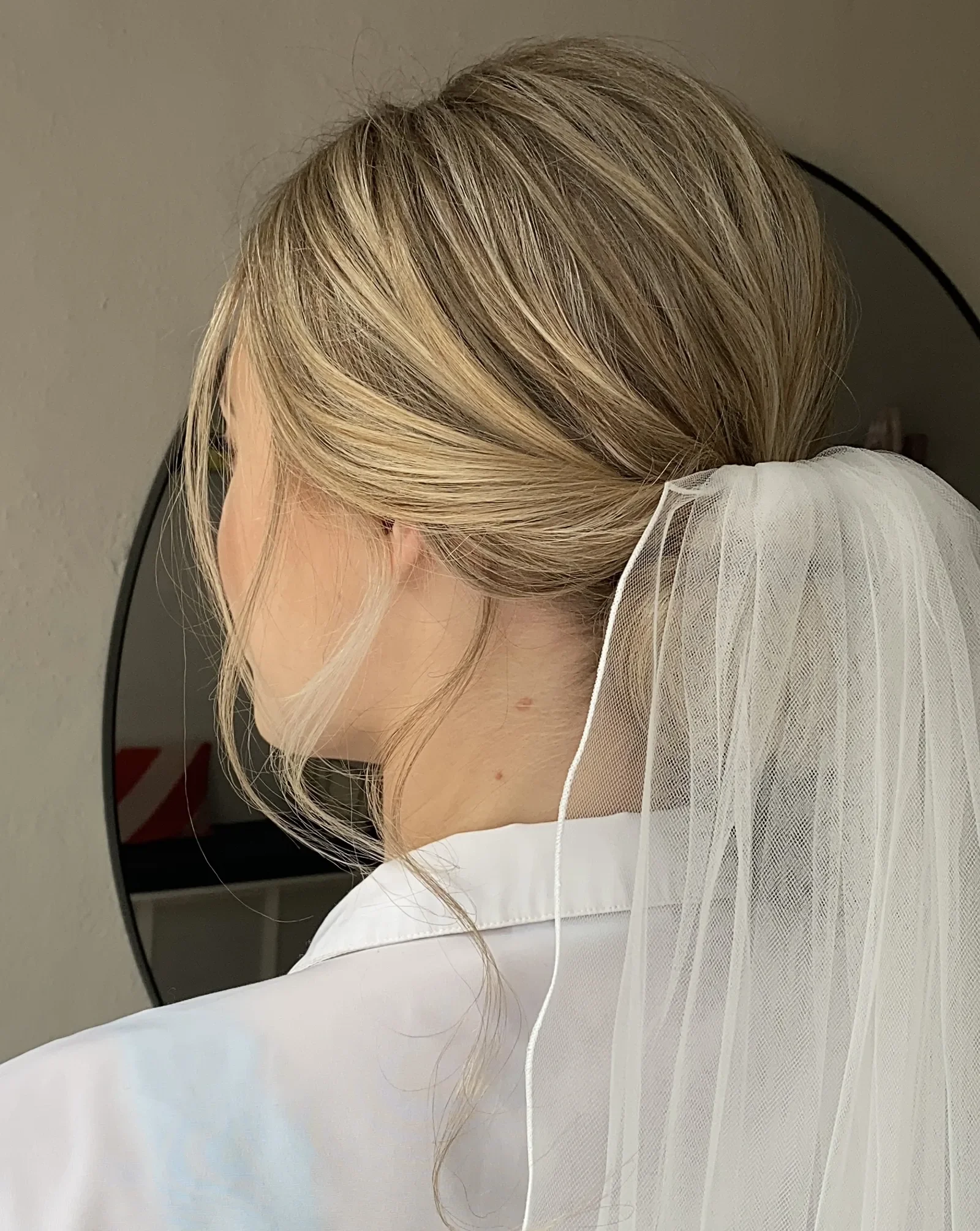 brudestyling-mette-pahuus-brudehaar-makeup-riistyle-37.webp