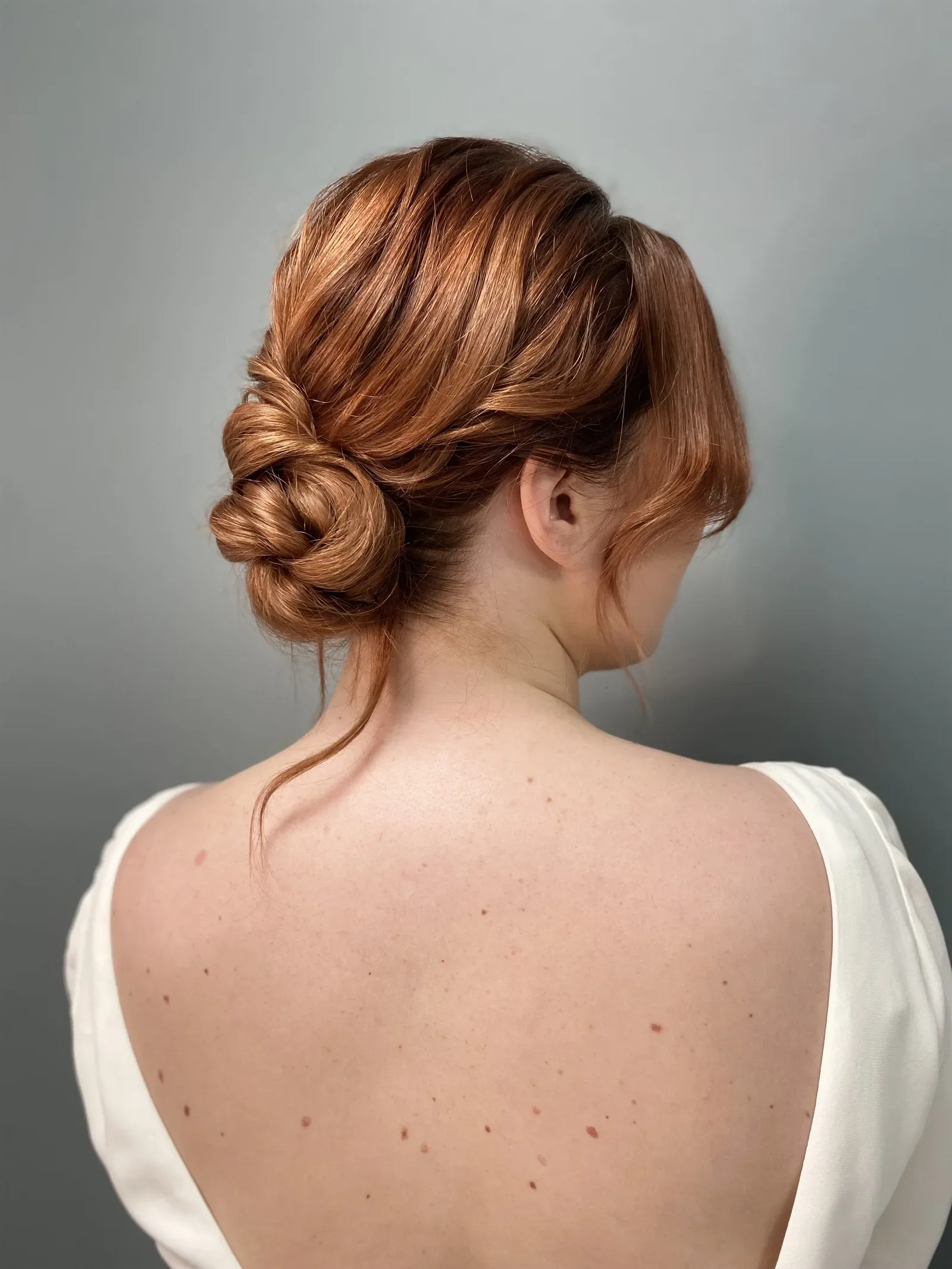 brudestyling-emma-brudehaar-makeup-riistyle-18.webp