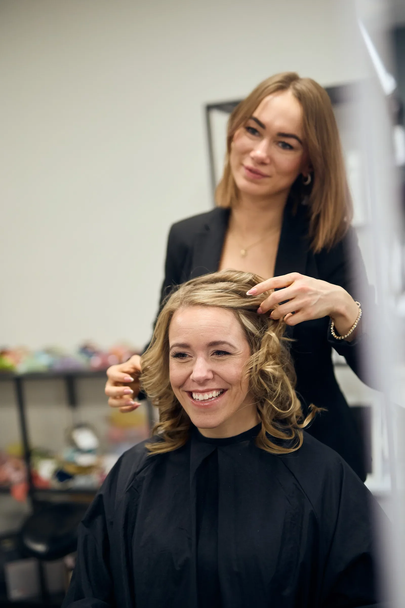 brudestyling-emma-brudehaar-makeup-riistyle-07.webp