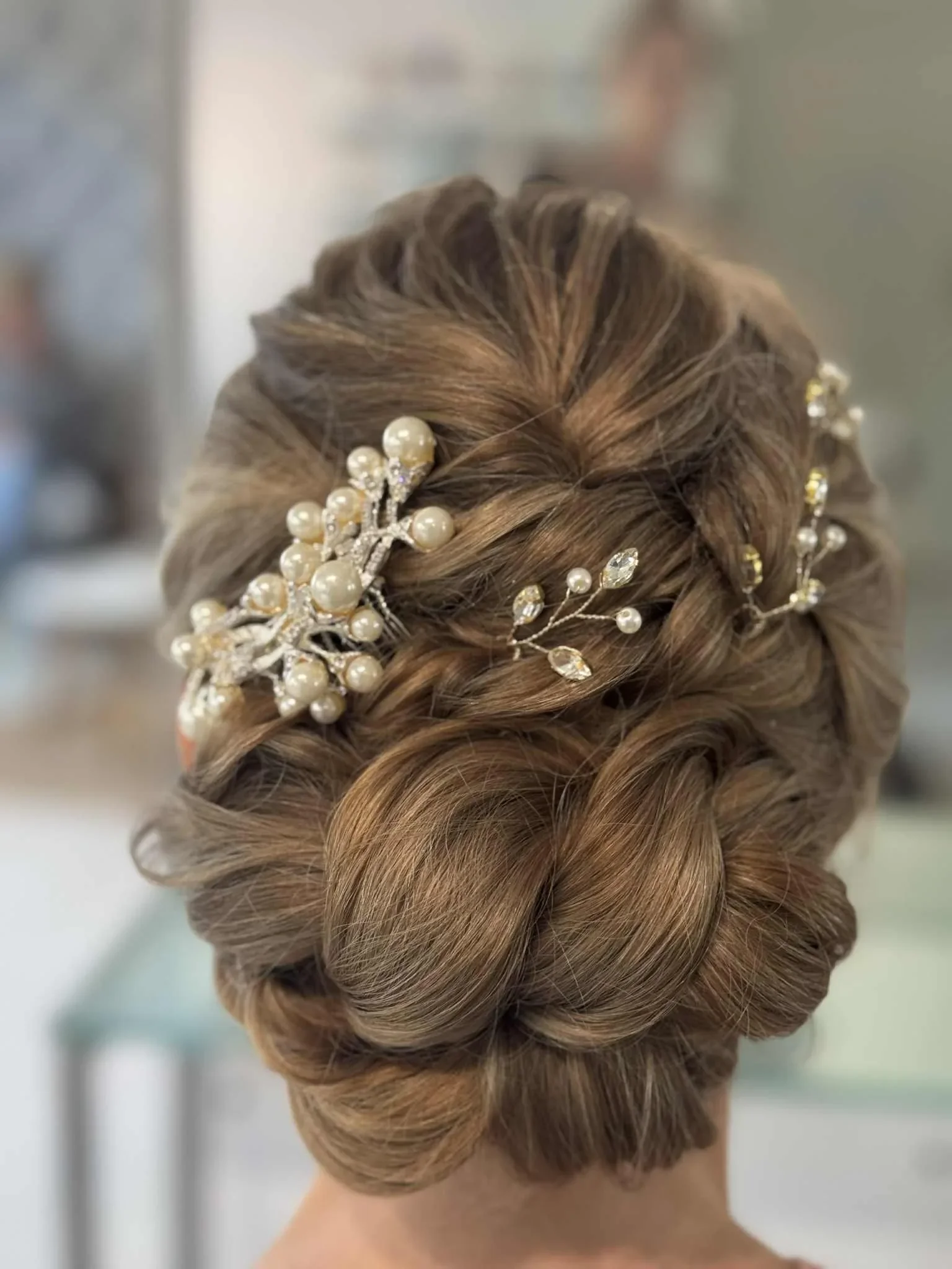 brudestyling-lone-brudehaar-makeup-riistyle-33.webp