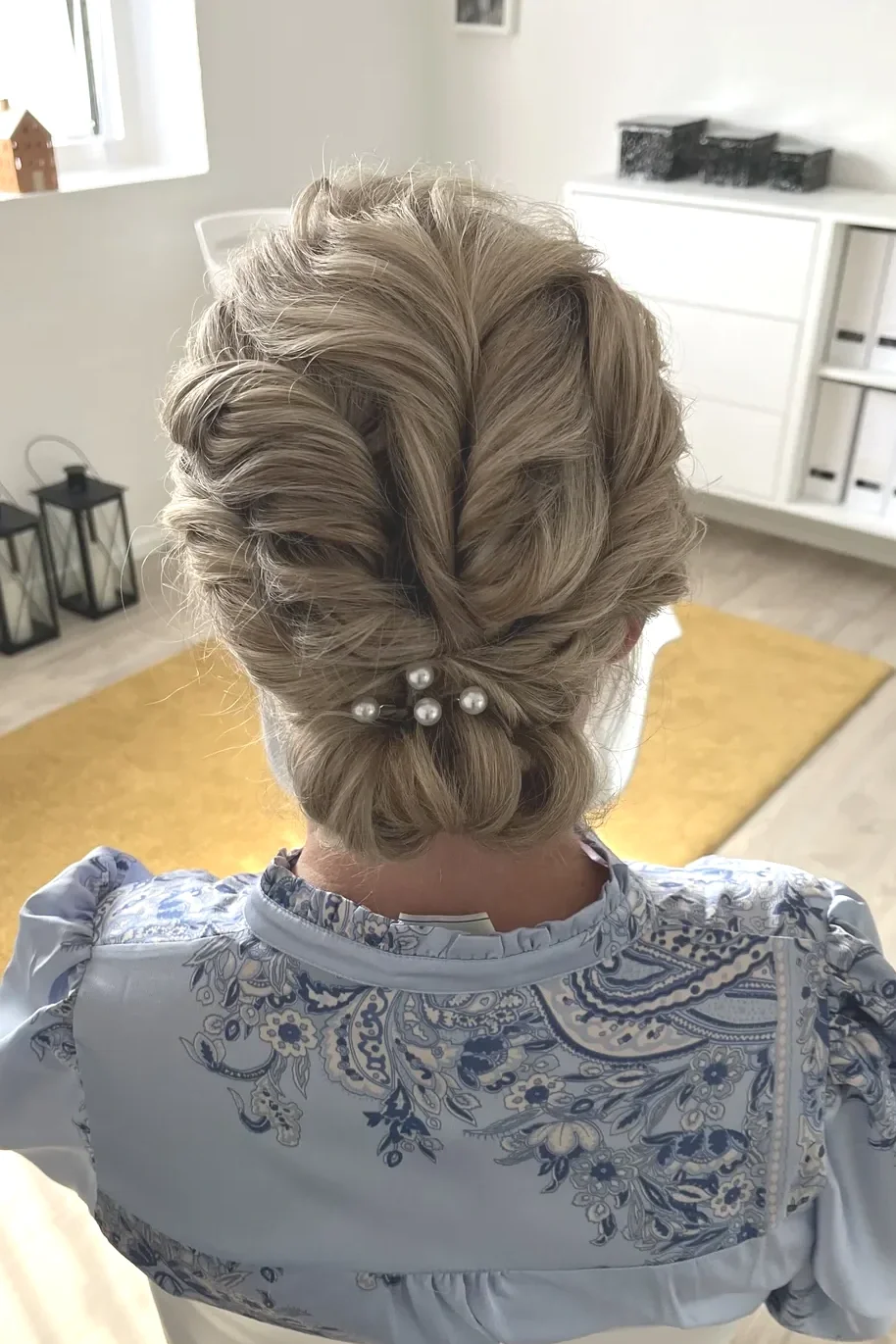 brudestyling-britt-brudehaar-makeup-riistyle-09.webp