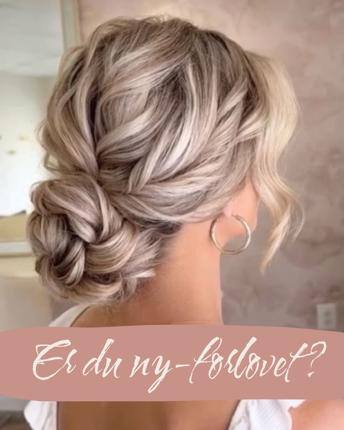 ✨ Lige blevet forlovet? ✨
 Tillykke 💍 Og bare rolig &ndash; det er helt normalt, hvis hovedet allerede er fyldt med sp&oslash;rgsm&aring;l.
Hvis du er i starten af bryllupsplanl&aelig;gningen, s&aring; er her et par vigtige ting, der kan give ro fra