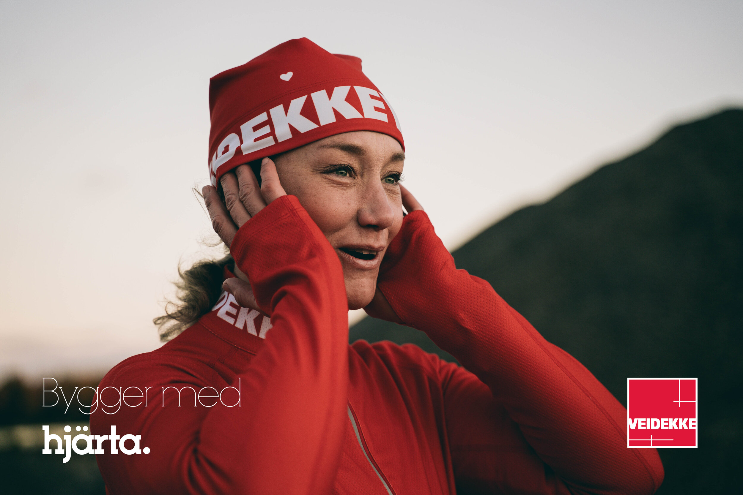 Print ad combined with interview in newspaper