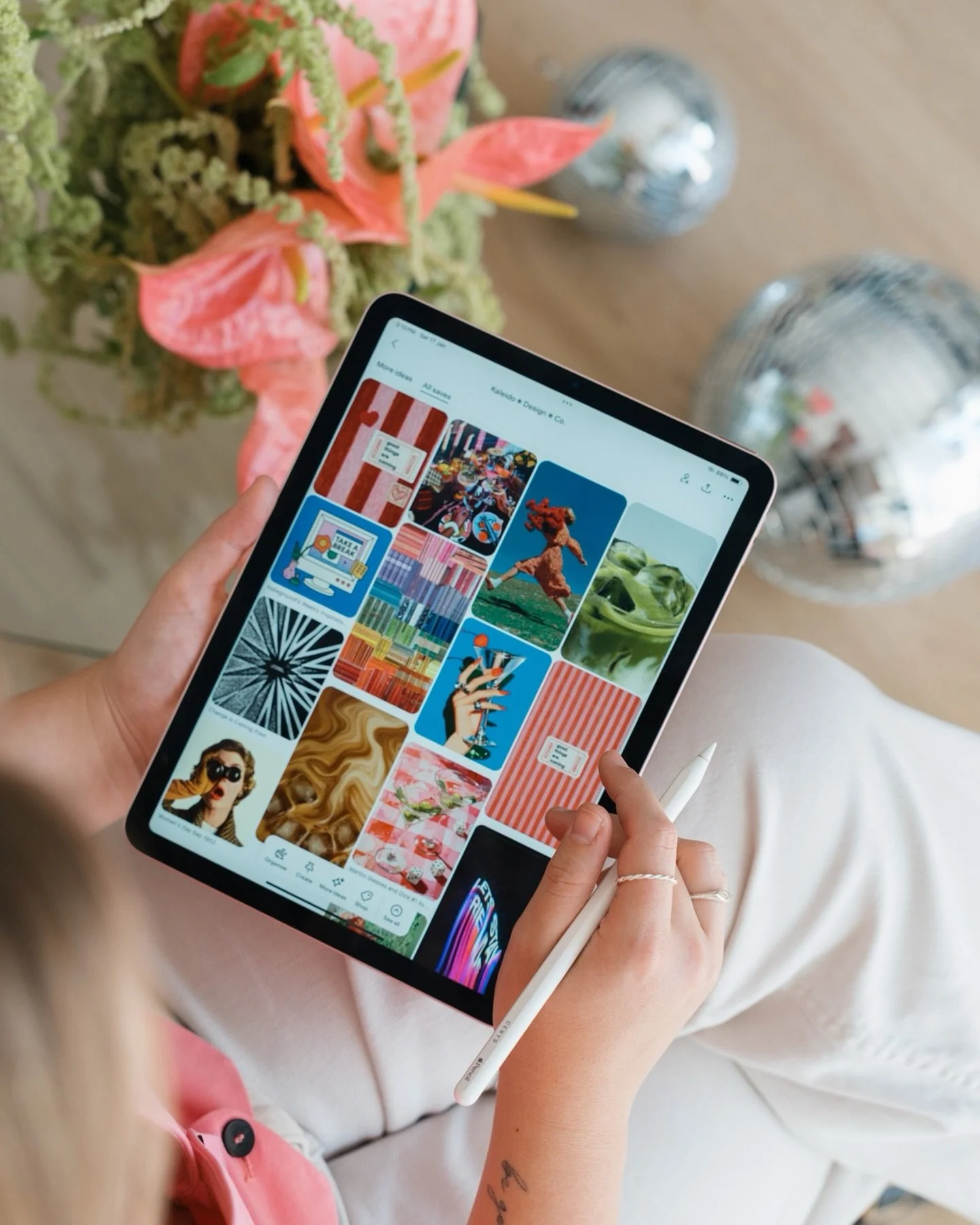 I love a mood board 🎨 

After a good ol&rsquo; yap in a brand discovery meeting with a client, @pinterest is my go-to for the mood board afterwards! It&rsquo;s the perfect place to pull together our combined visions to get the visuals looking and FE