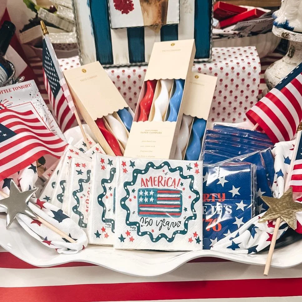 Red, white &amp; ready for the weekend 🇺🇸✨

Hosting the cookout? Heading to the lake? Bringing the dessert and the cute napkins? 👏 We&rsquo;ve got all the festive little touches to make your Memorial Day weekend feel extra special ❤️🤍💙

From ent
