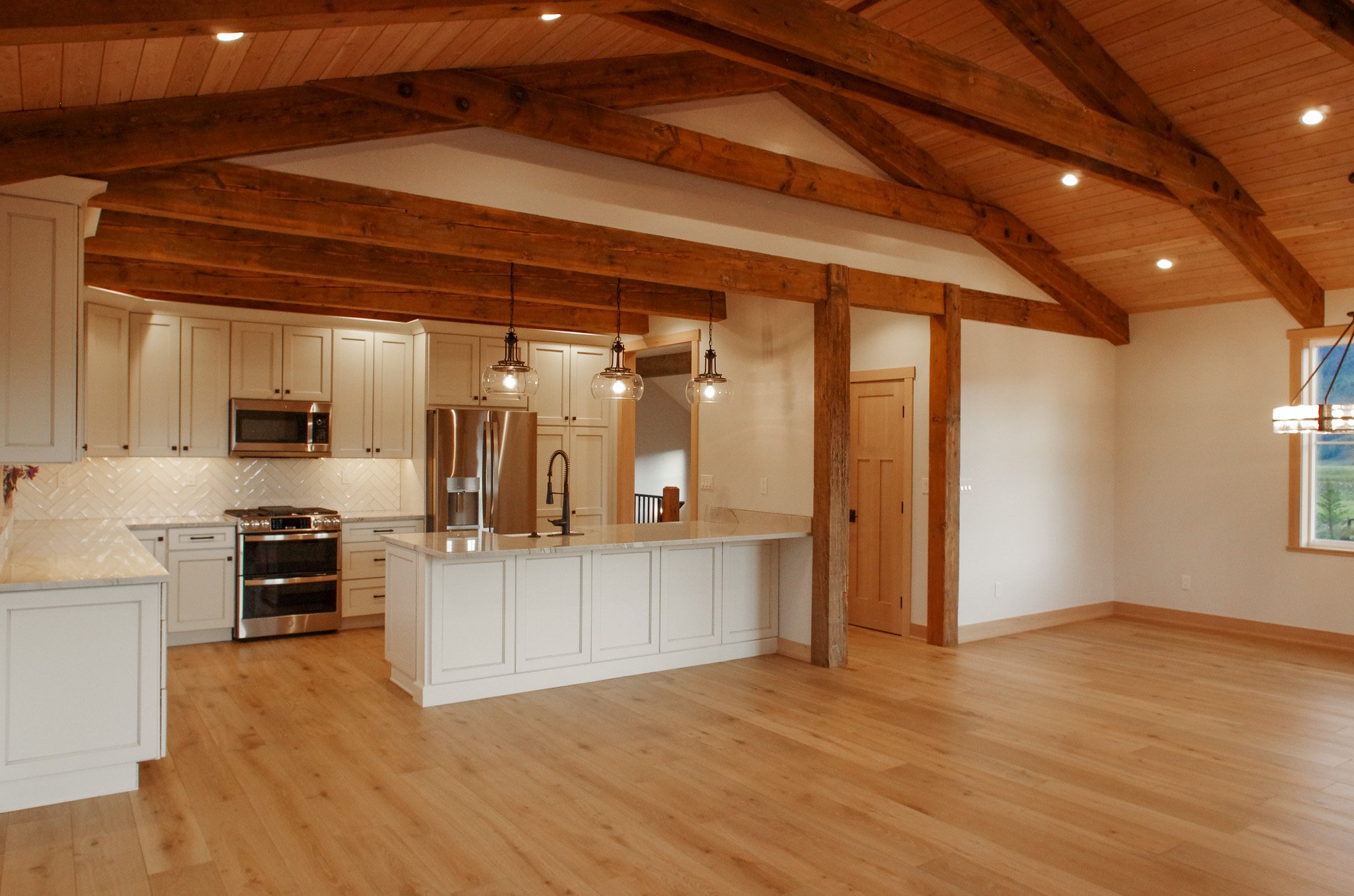 68 Chestnut Home - Shipman Builders-06.jpg