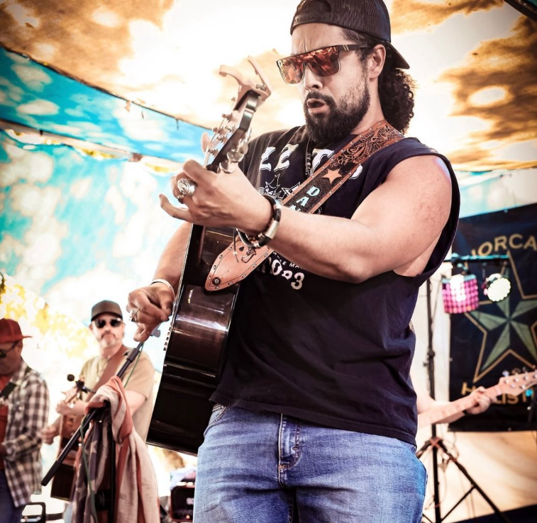 Live Music with Kirk Basquez