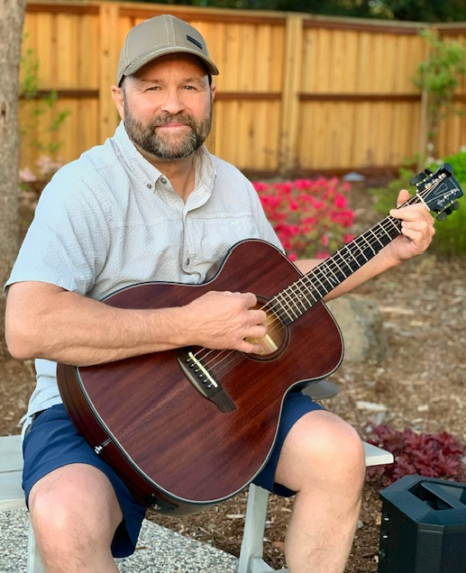 Live Music with Randy Sykes