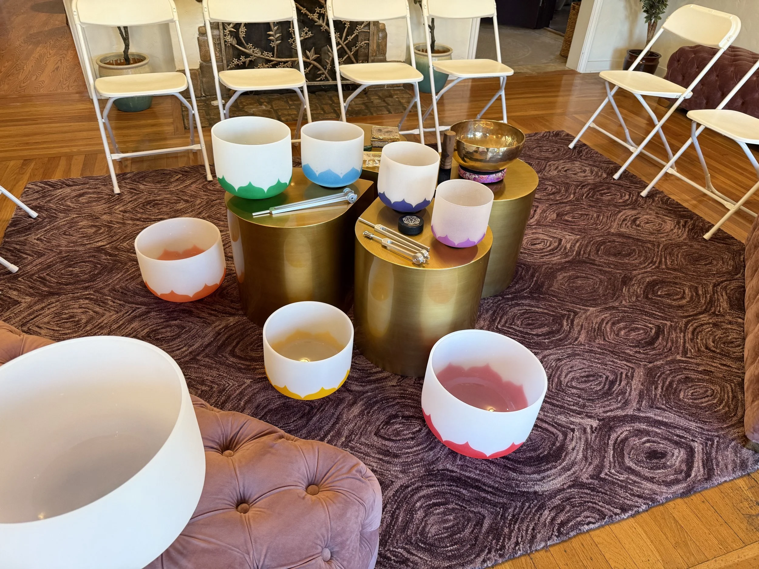 Sound Healing, Sound Bath, Classes, Learn Sound Healing, Learn Sound Bath, Tuning Forks, Sound bowls, Singing bowls, Sound therapy