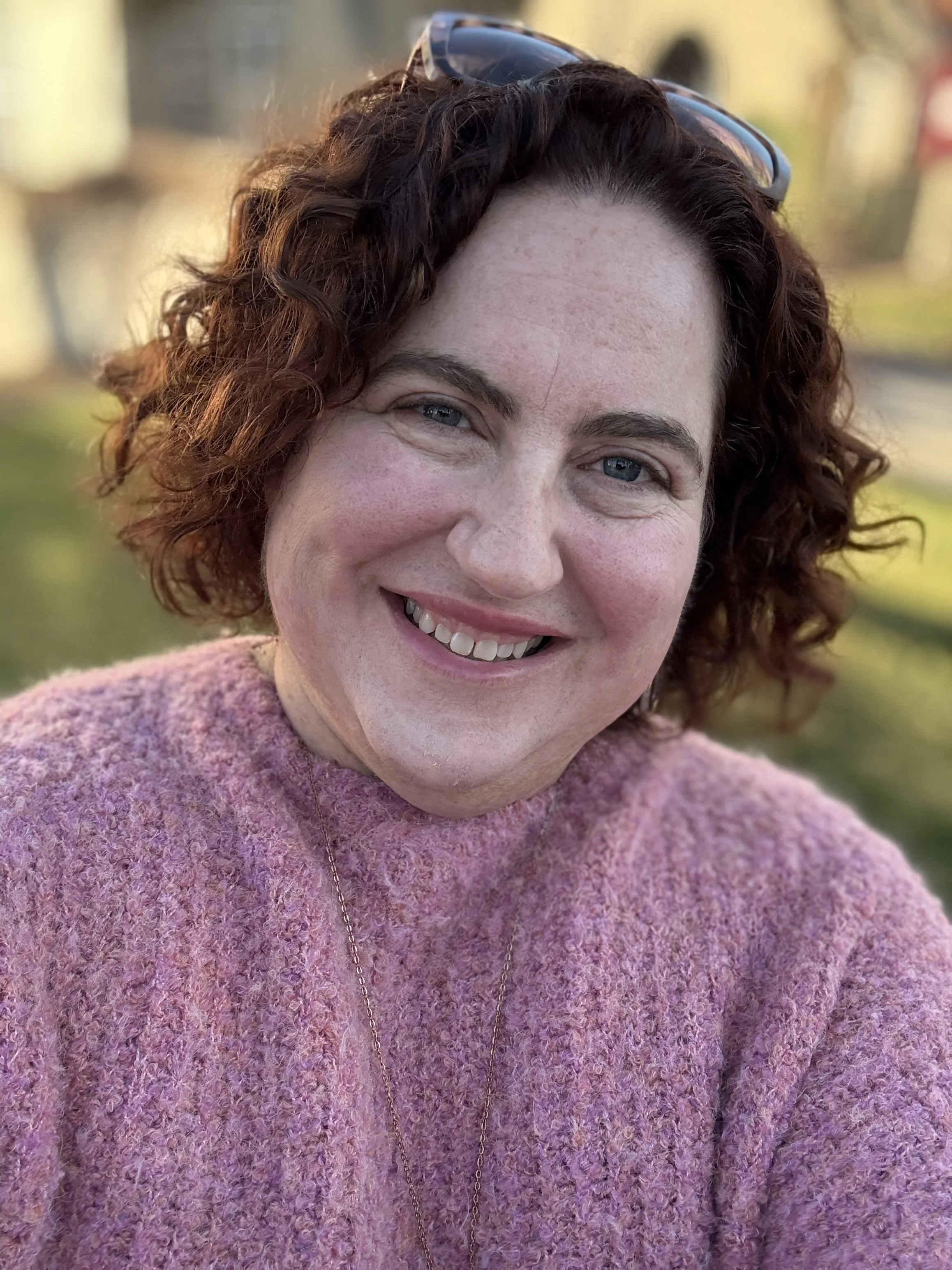 Elizabeth Black, Amethyst House Owner, Intuitive, Healer, Psychic, Coach, Mentor, Teacher, Reiki Master, Hypnotherapy, Sound Therapy