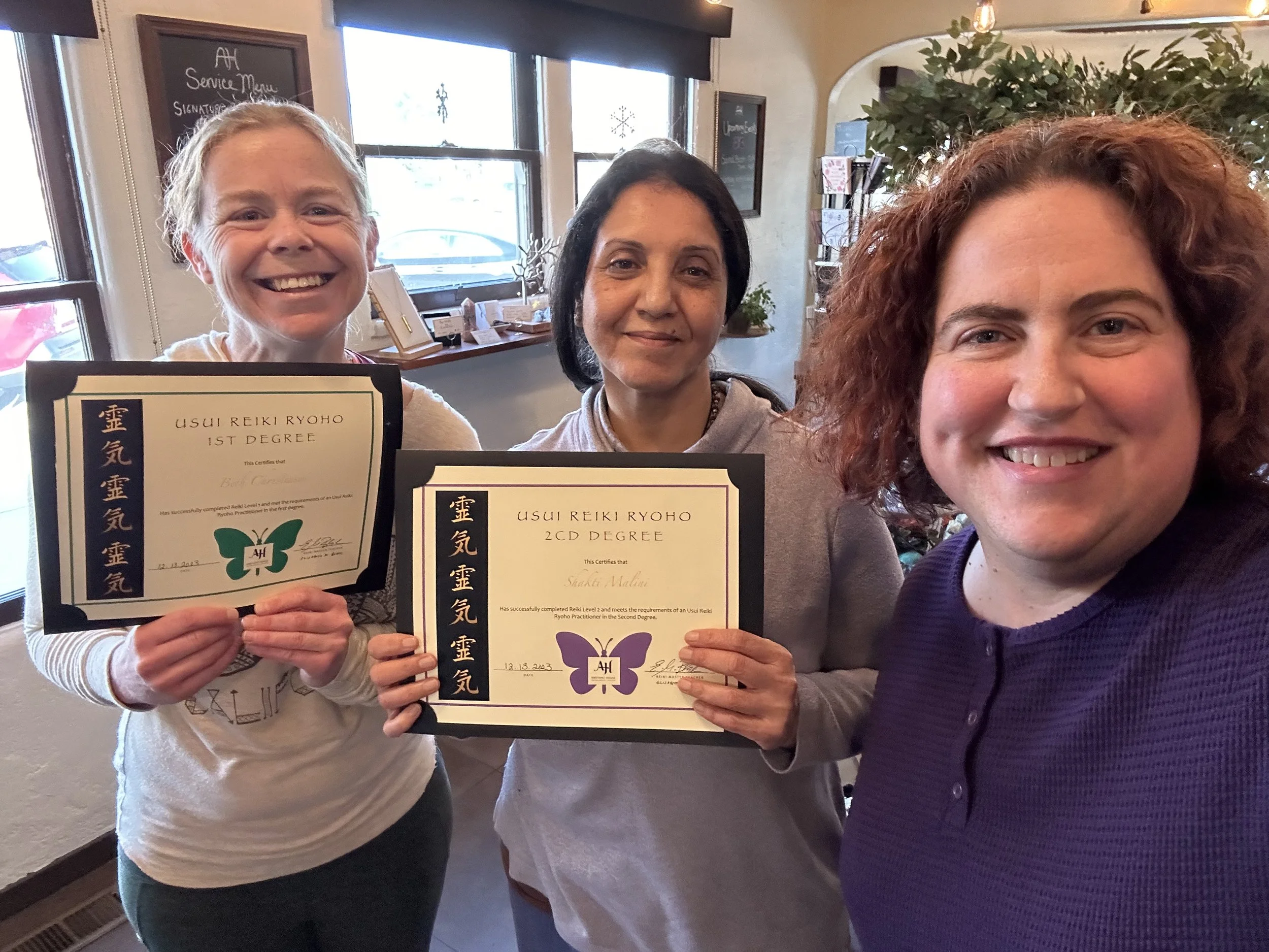 Amethyst House LLC, Amethyst House Boutique, Reiki School, Reiki Teacher, Reiki Classes, Reiki Alumni, Reiki Studio, Wellness Center, Elizabeth Black