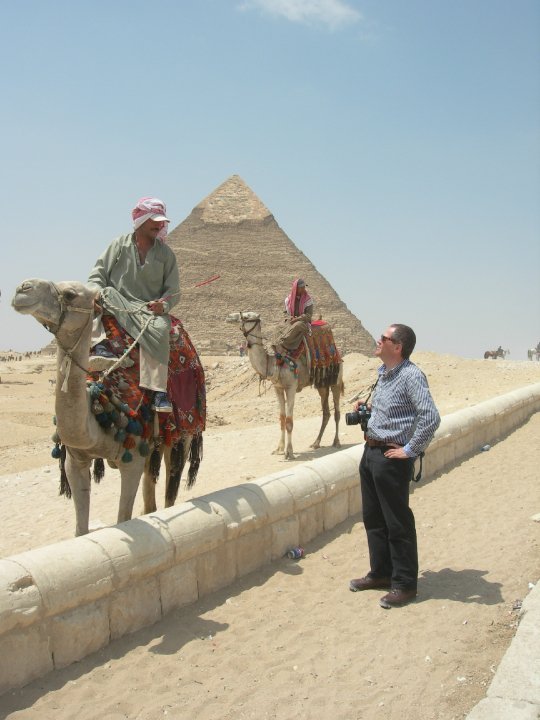 Chatting with a Camel rider