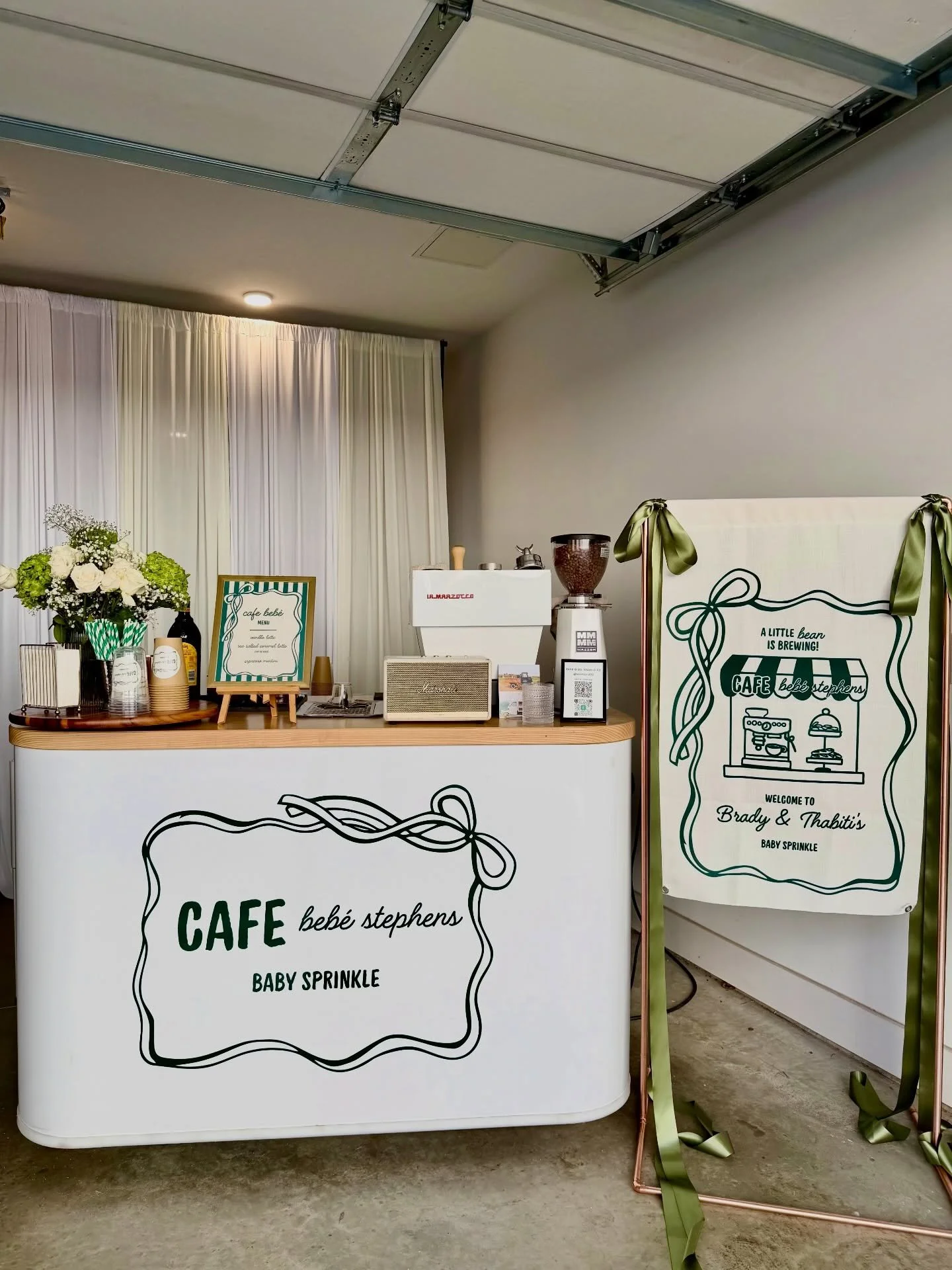 I mean, it literally doesn&rsquo;t get much cuter than Cafe Beb&eacute; Stephens! The colors, the custom touches, the vibe! ✨ If you&rsquo;re not toasting your &lsquo;expecting mama&rsquo; with custom lattes, will you even be celebrating?! Kidding, w