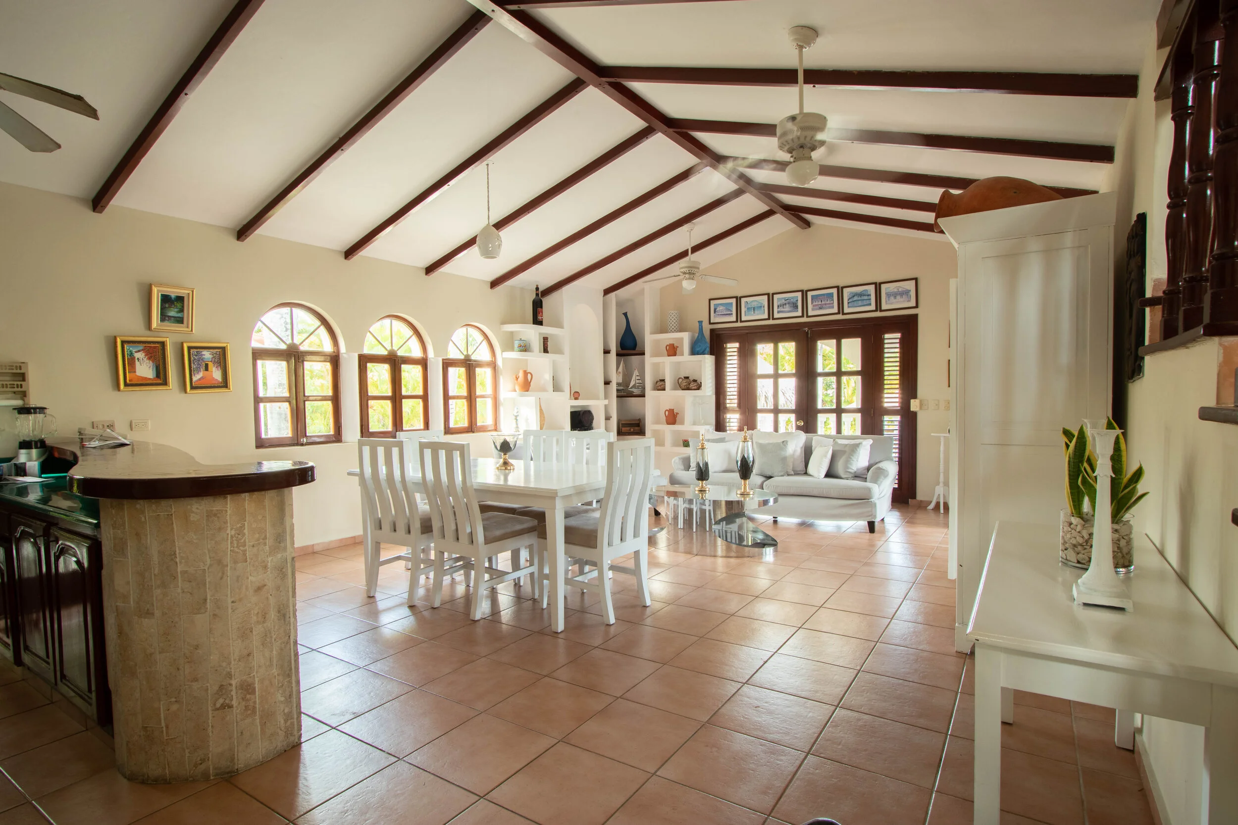 living room interior day -villa 1