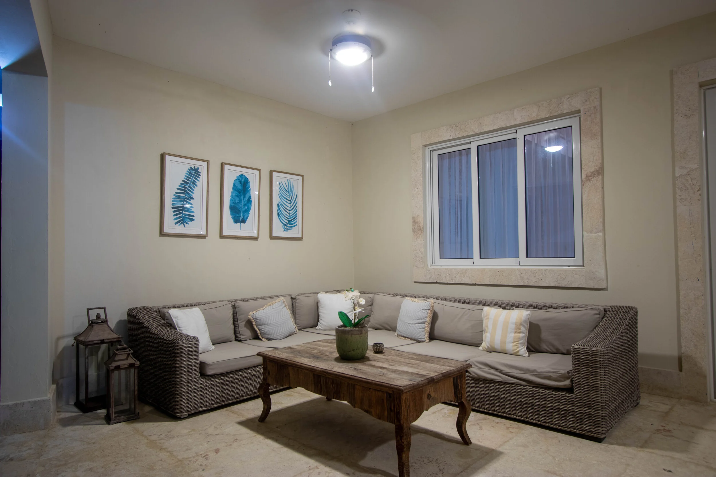 exterior living room -mansion 