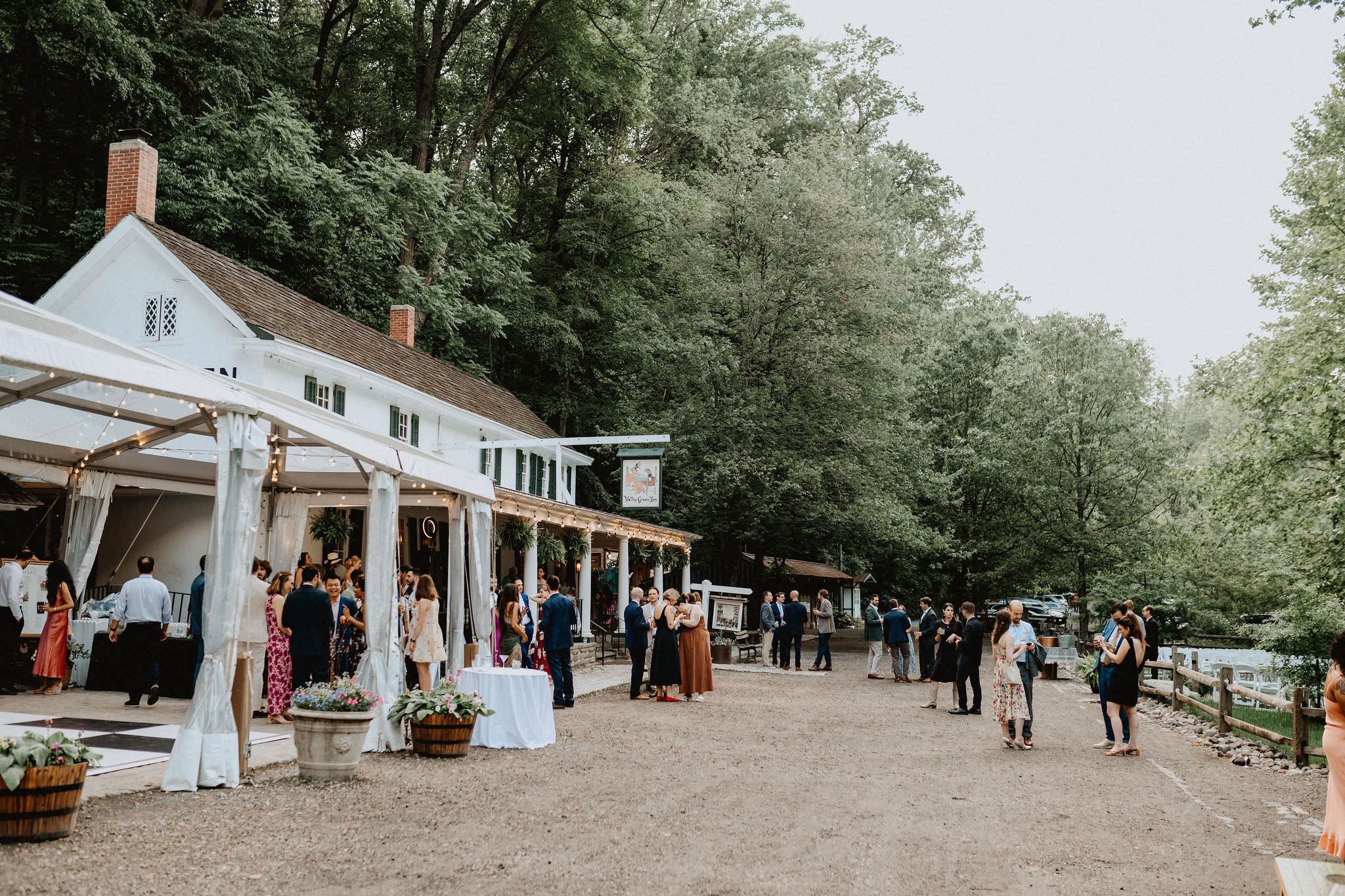 valley-green-inn-philadelphia-wedding278.JPG