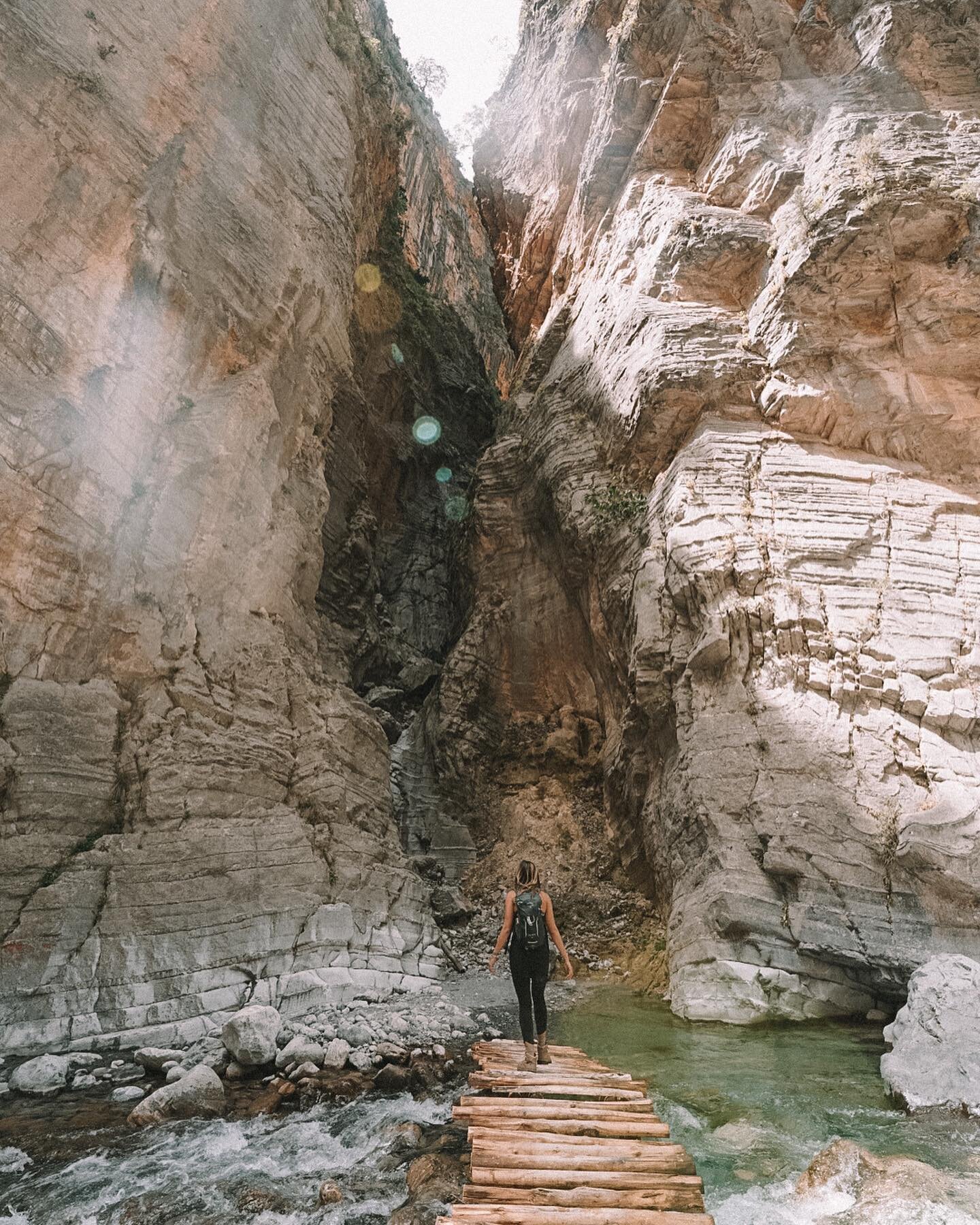 Samaria Gorge, an iconic point to point hike through the longest gorge in Europe. The trail starts in Xyloskalo and takes you all the way down to the coastal town of Agia Roumeli and the Libyan Sea. 16km start to finish.

01 Deep in the gorge / 02 Th