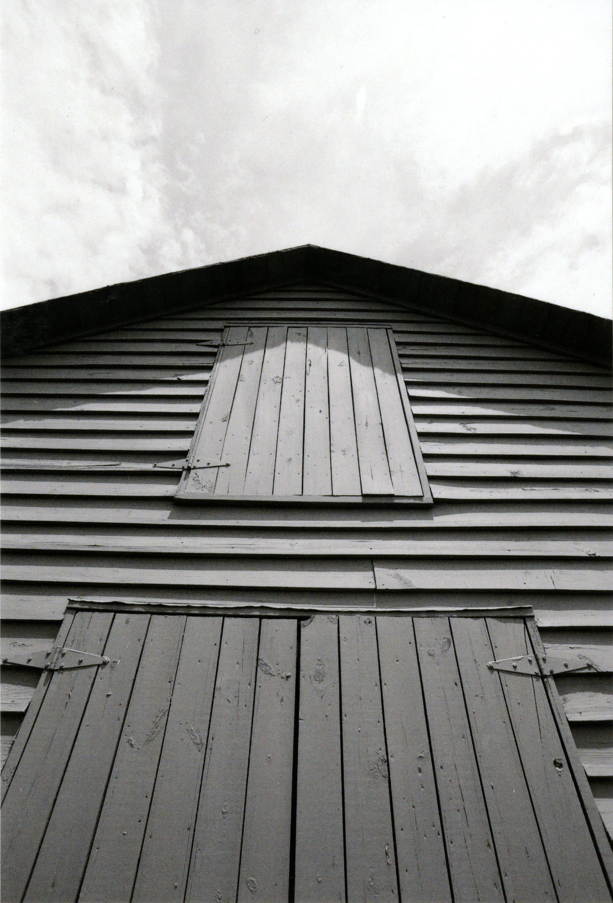 Barn1.jpg