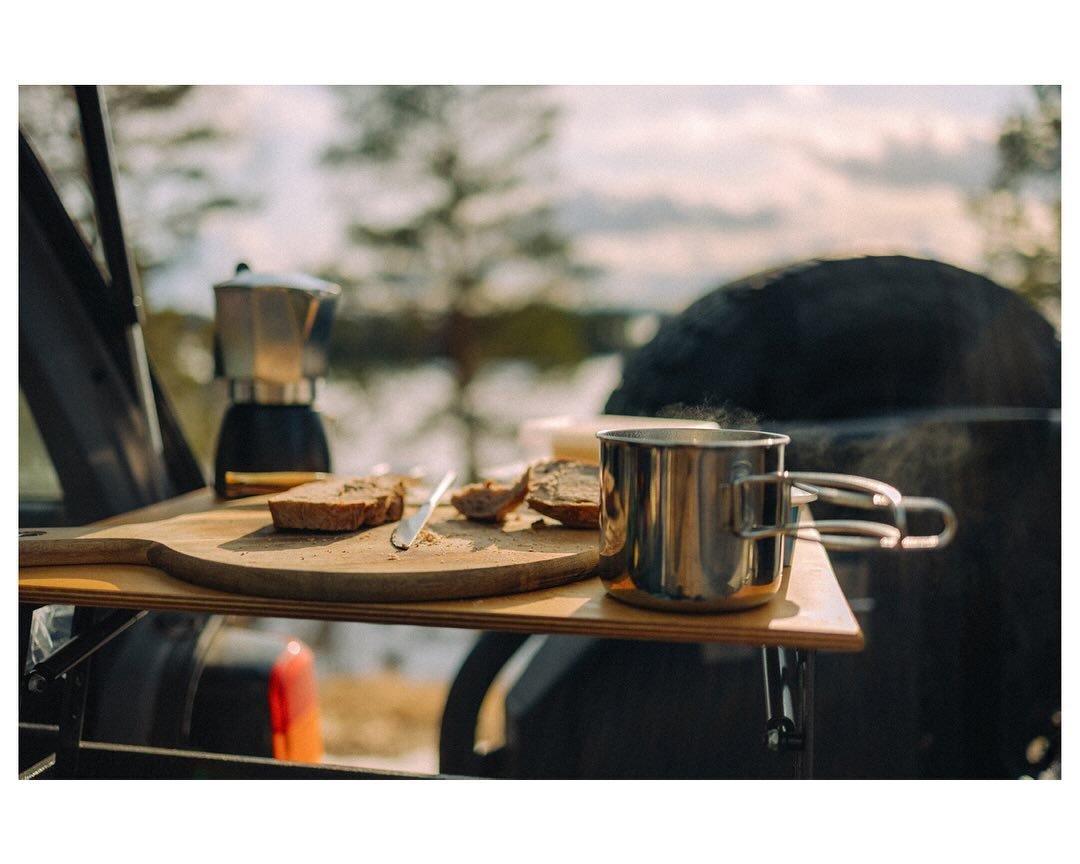 Best part about roadtrips - stopping for coffee and peanut butter jelly time 🥜