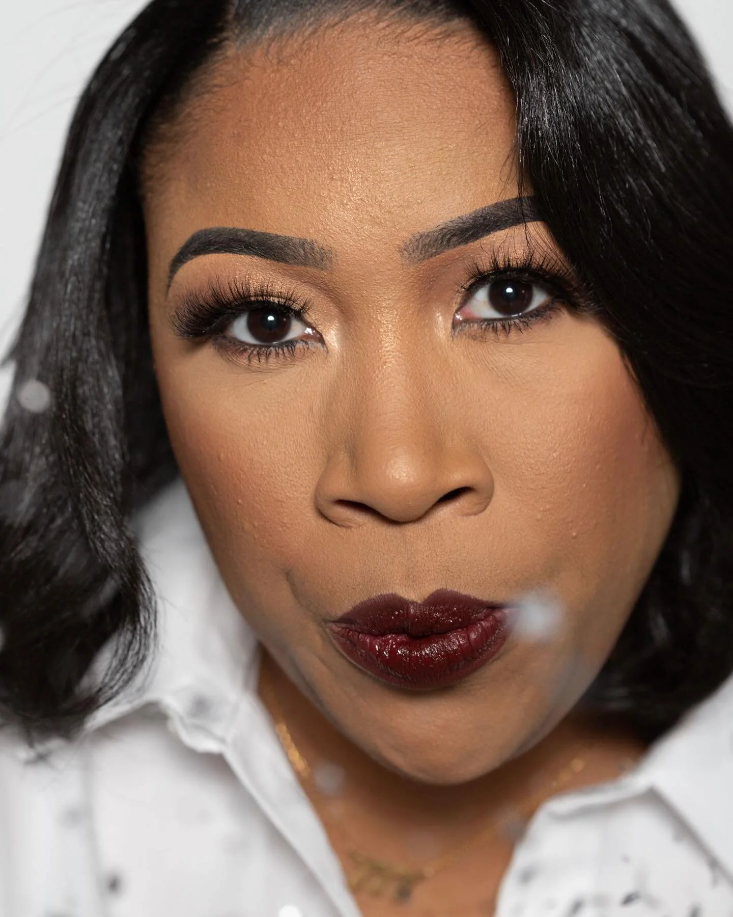 Looking for a make up artist???? Check out our preferred vendor @kreeativebeauty She&rsquo;s 🔥!