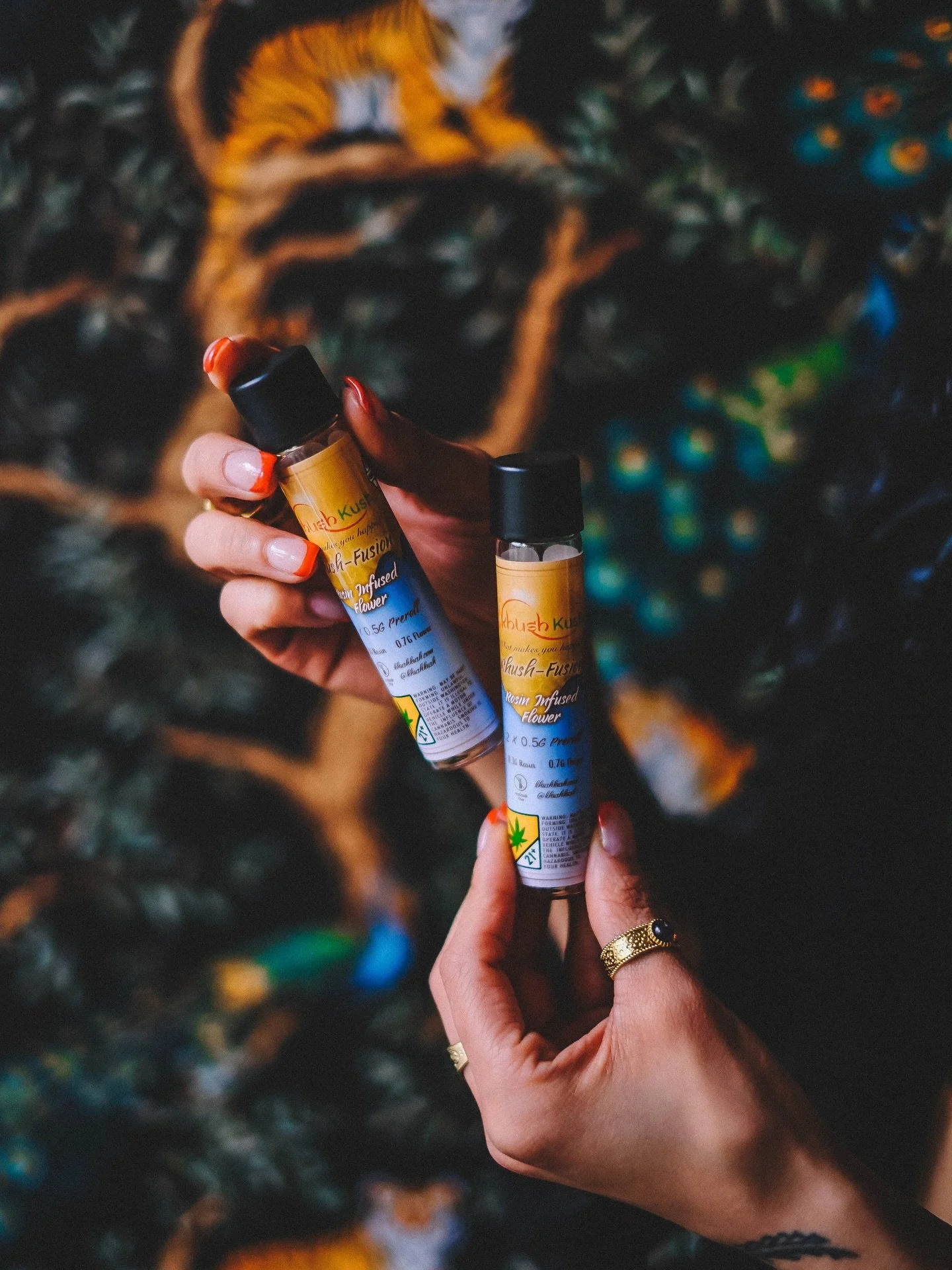 What makes you happy? 🌿
Discover @khushkushfarms carefully crafted pre-roll packs, made with thoughtfully selected cannabis and premium extracts for a refined experience.
Quality in every detail.
Moments worth savoring.

*Nothing for sale on this pa