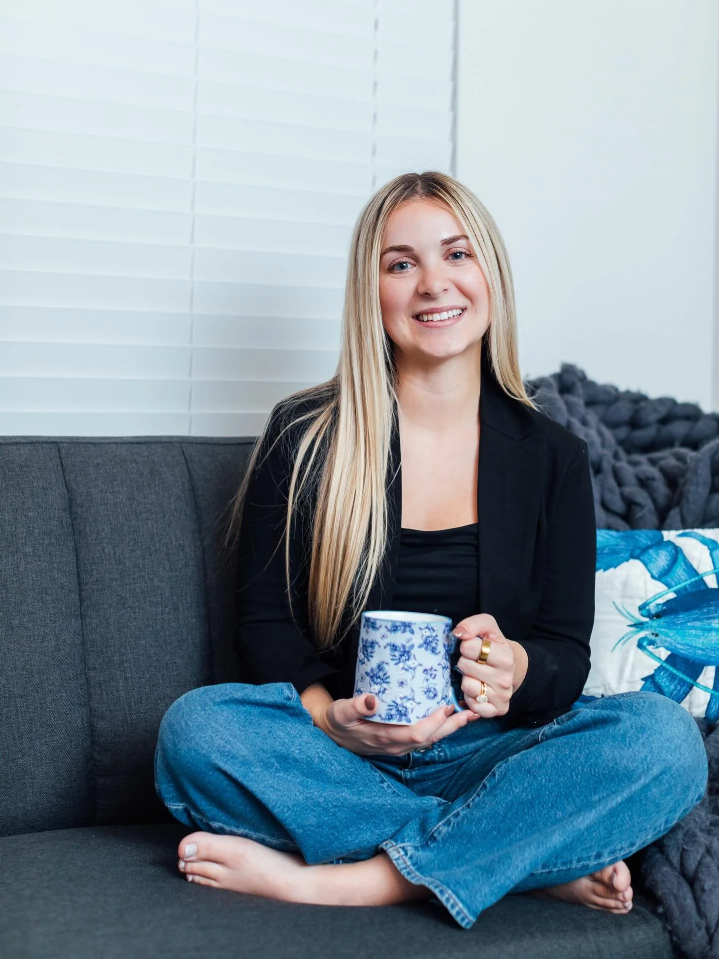 Studio / Branding Session | Hannah 

Branding photos that reflect her grounded, compassionate approach to therapy.

#brandingphotography #brandphotographer #personalbrandphotography #brandingsession #brandingportraits #brandstorytelling #professional