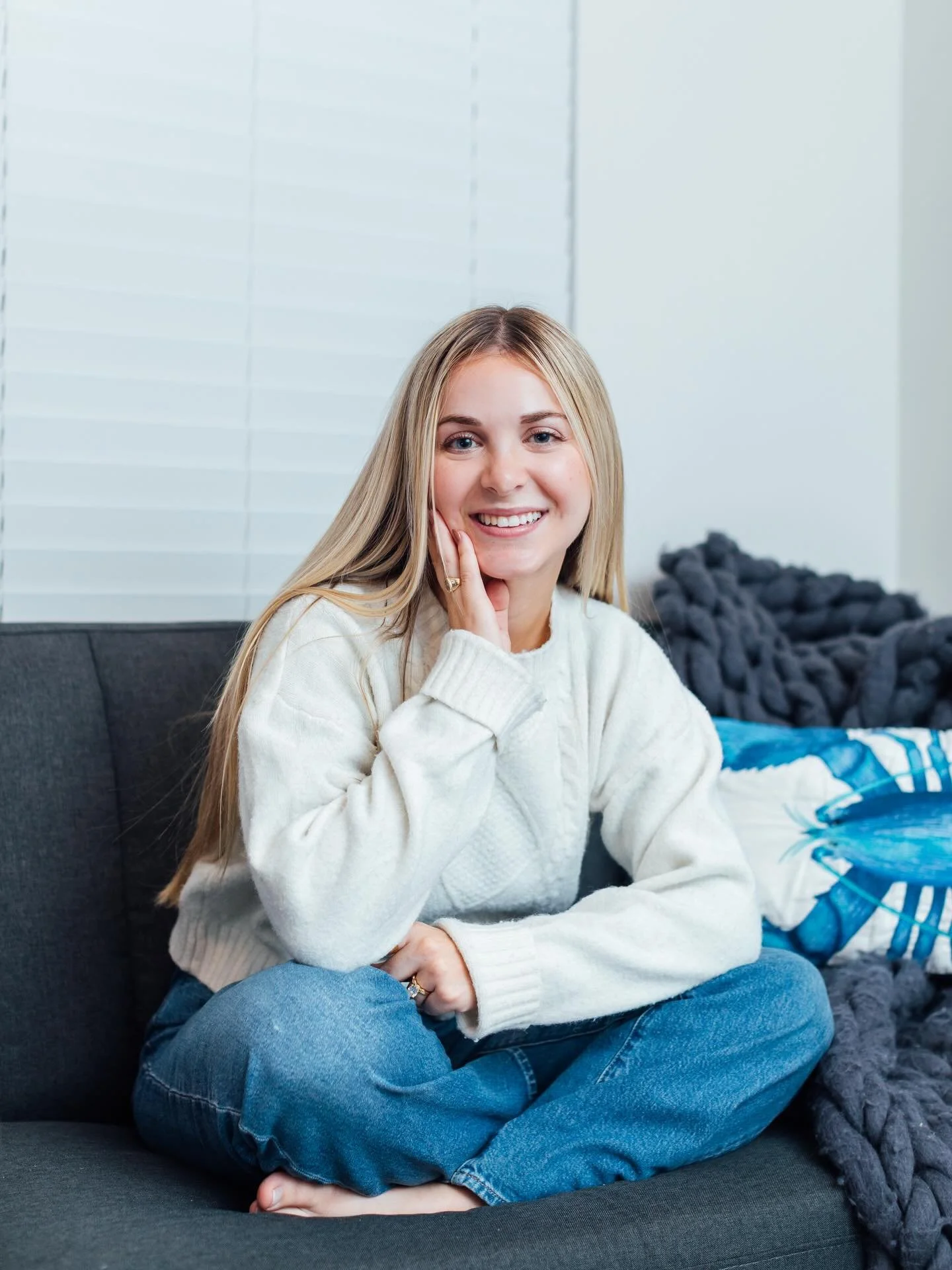 Studio / Branding Session | Hannah 

Branding photos that reflect her grounded, compassionate approach to therapy.

#brandingphotography #brandphotographer #personalbrandphotography #brandingsession #brandingportraits #brandstorytelling #professional