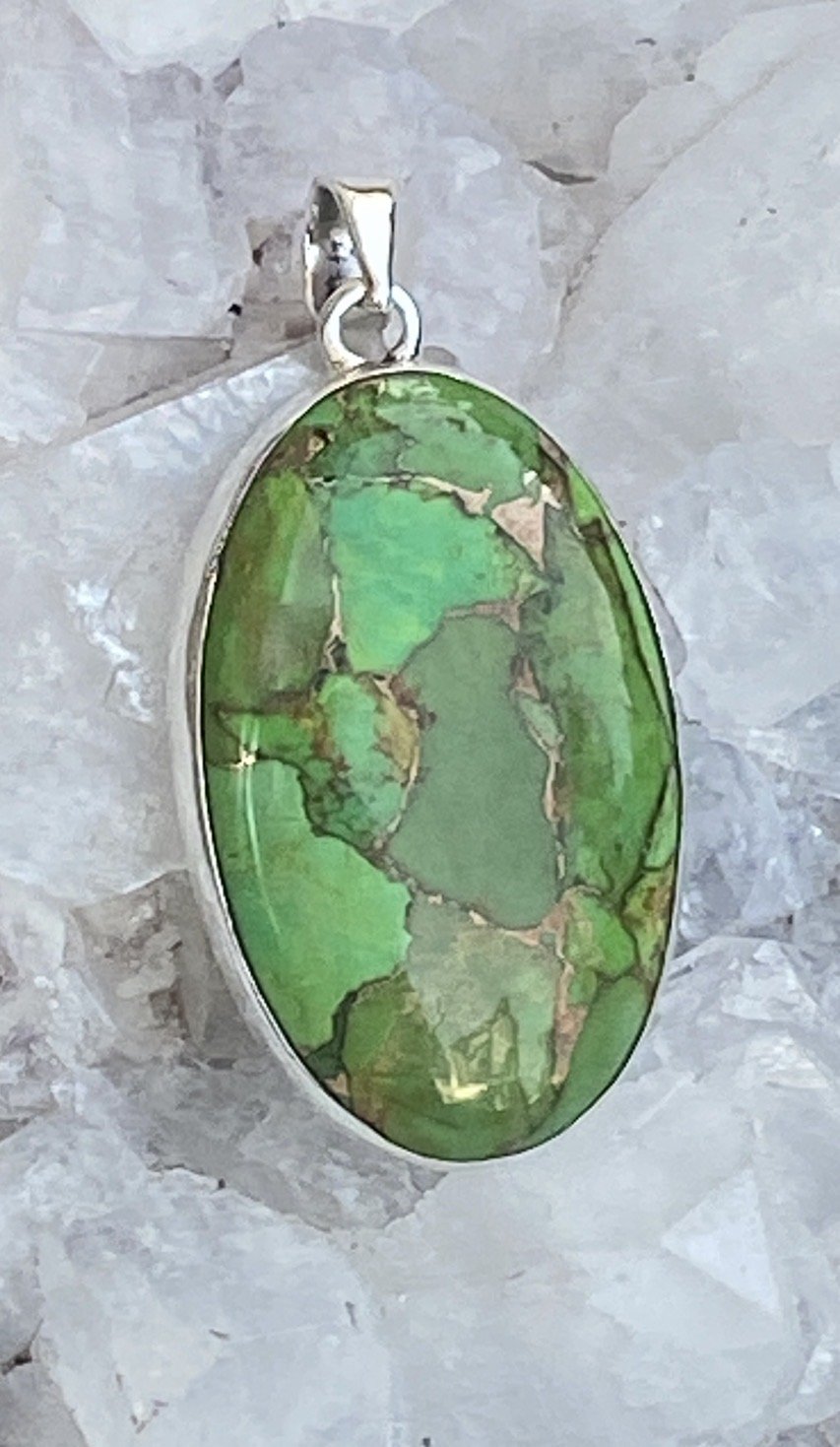 Green Turquoise with Copper Veining Sterling Silver 925 Oval Pendant
