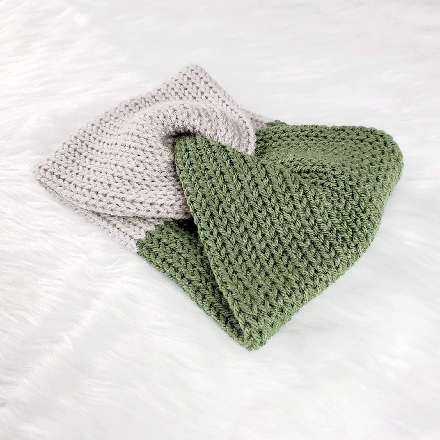 https://i.etsystatic.com/27586268/r/il/69852c/3623668184/il_fullxfull.3623668184_al9w.jpg