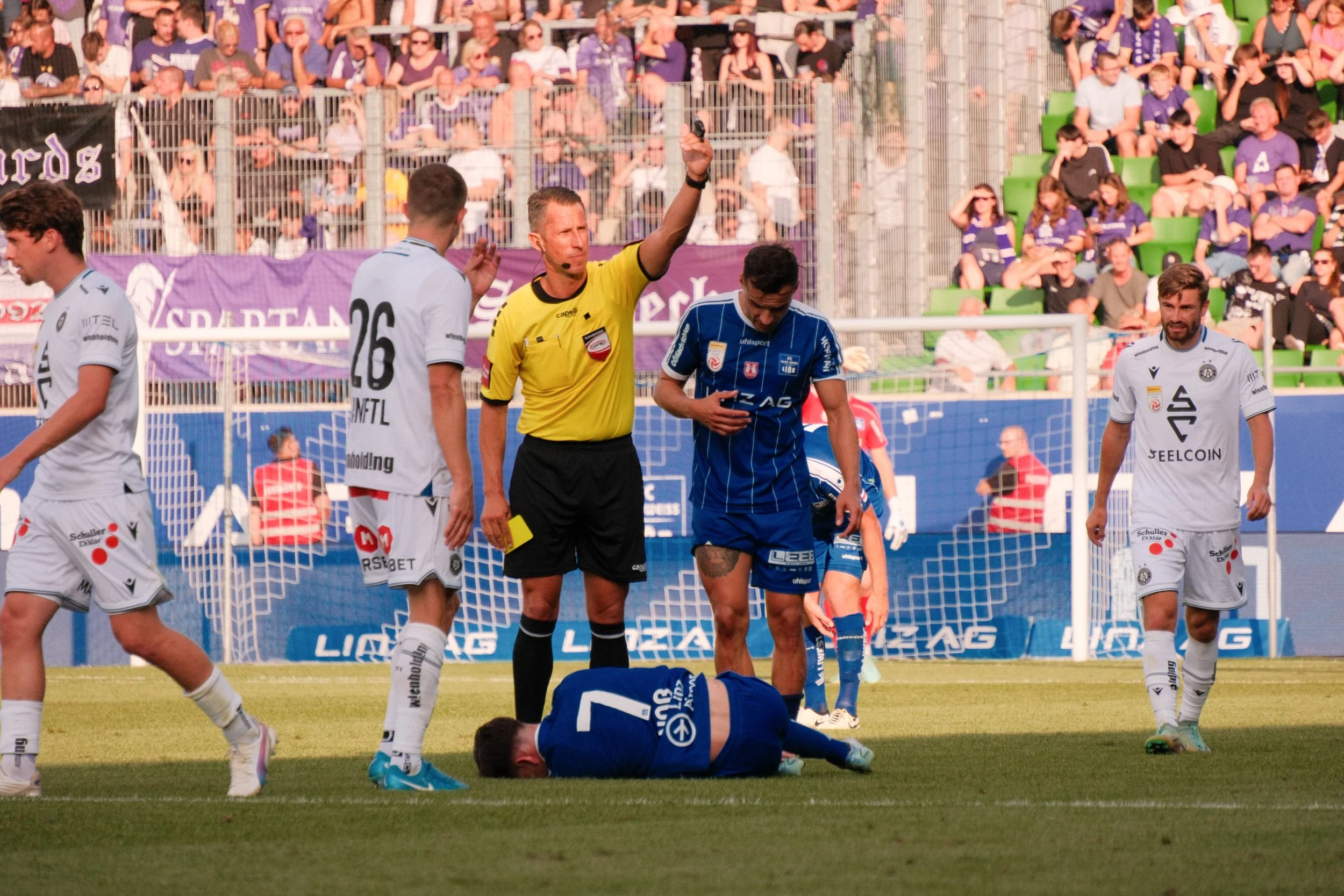 Weiss blau - Austria Vienna_-63.jpg