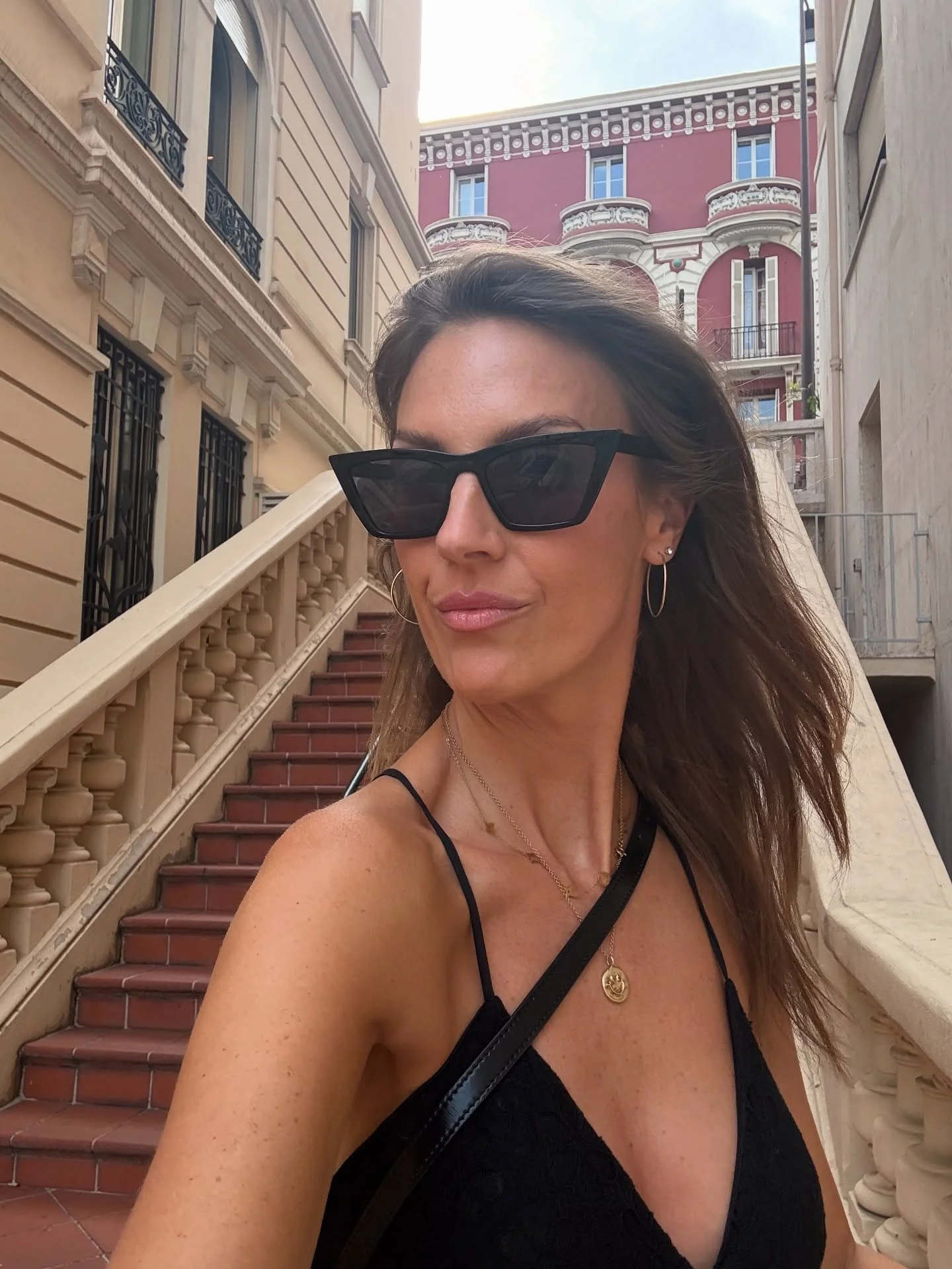 Little Euro photo drop&hellip;

Brussels, Berlin, Munich, London, Monaco&hellip;helping teams and leaders to connect to purpose, values and mission to create space for success, growth and better performing teams.
Whether it&rsquo;s marketing, strateg