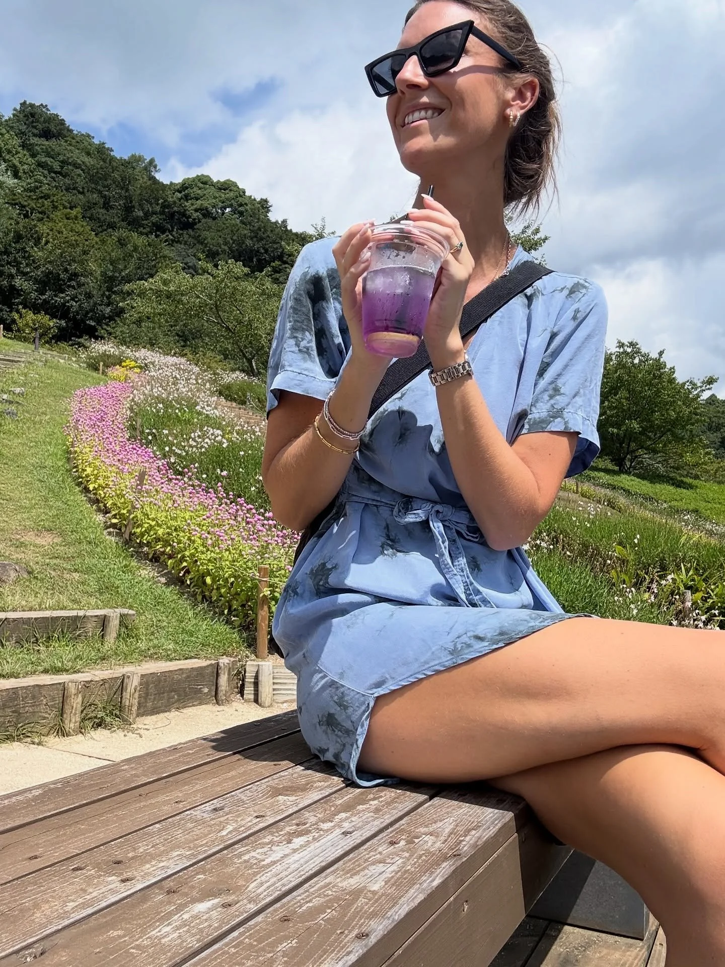 In Japan, I learned the art of &lsquo;reading the air&rsquo;. The Japanese &lsquo;Kuuki wo yomu&rsquo; 🇯🇵 
 After Five trips, many conversations, with teams and translators, I&rsquo;ve learnt a communication style that completely changed how I show