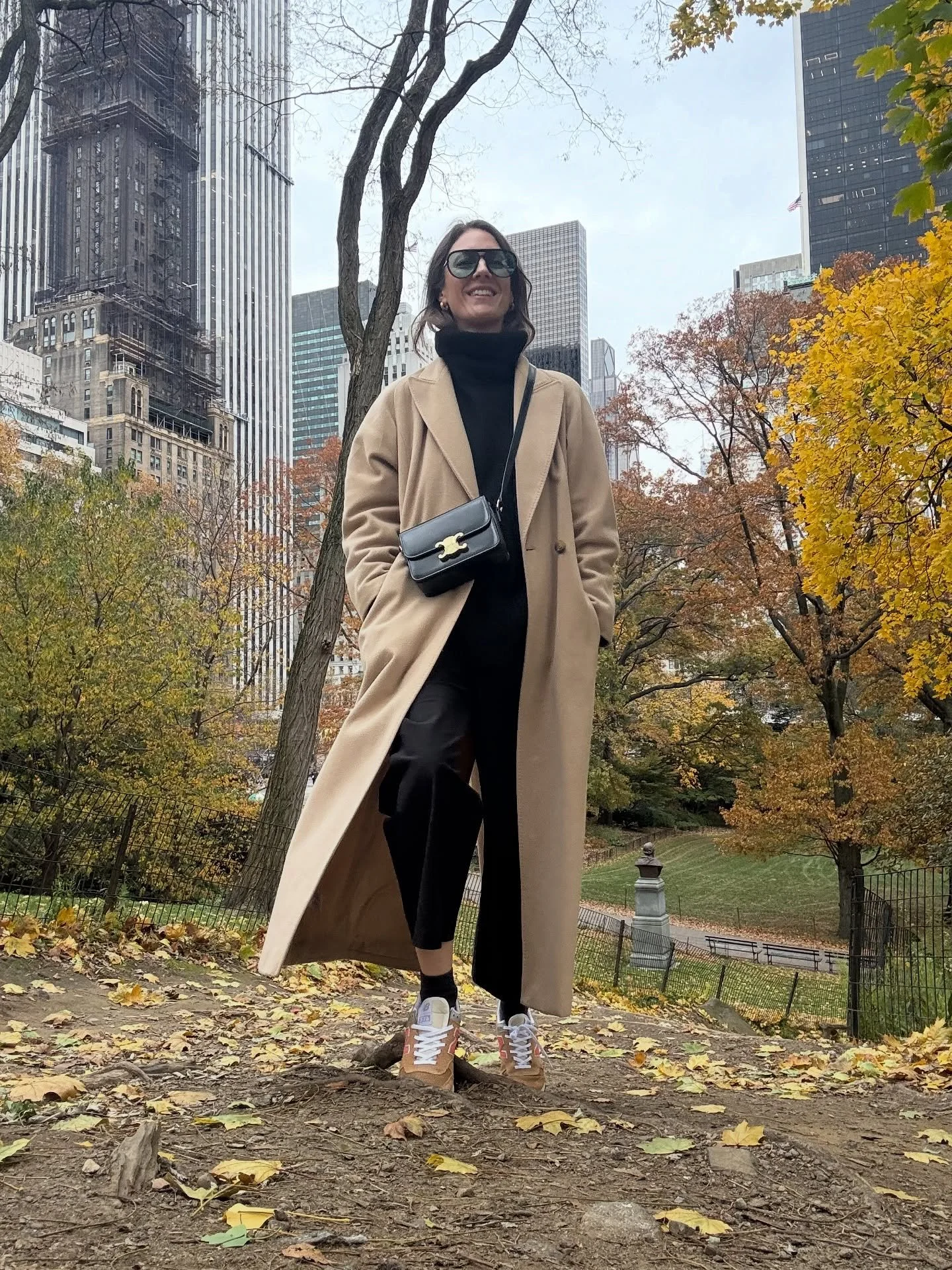 ✨ Manhattan always feels like a jolt of electricity. ⚡️ 

I squeezed in another Broadway show (once a theatre kid, always a theatre kid 🙋🏻&zwj;♀️) and the moment the lights came up, I felt that old familiar rush of being on stage, the magic of perf