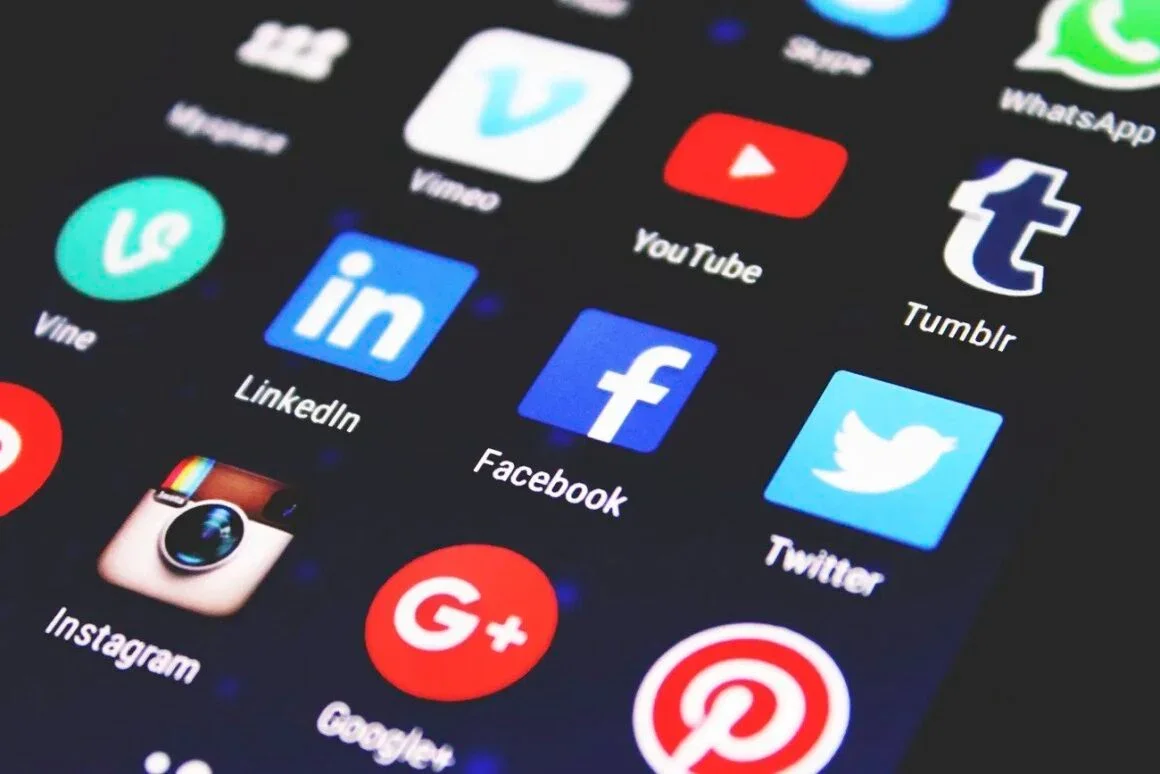 #226 These Parents Are Taking on Big Tech