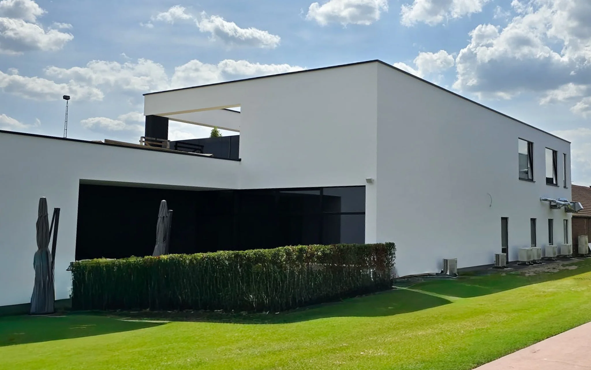 WhatsApp Image 2025-12-02 at 12.01.13 (2).jpg