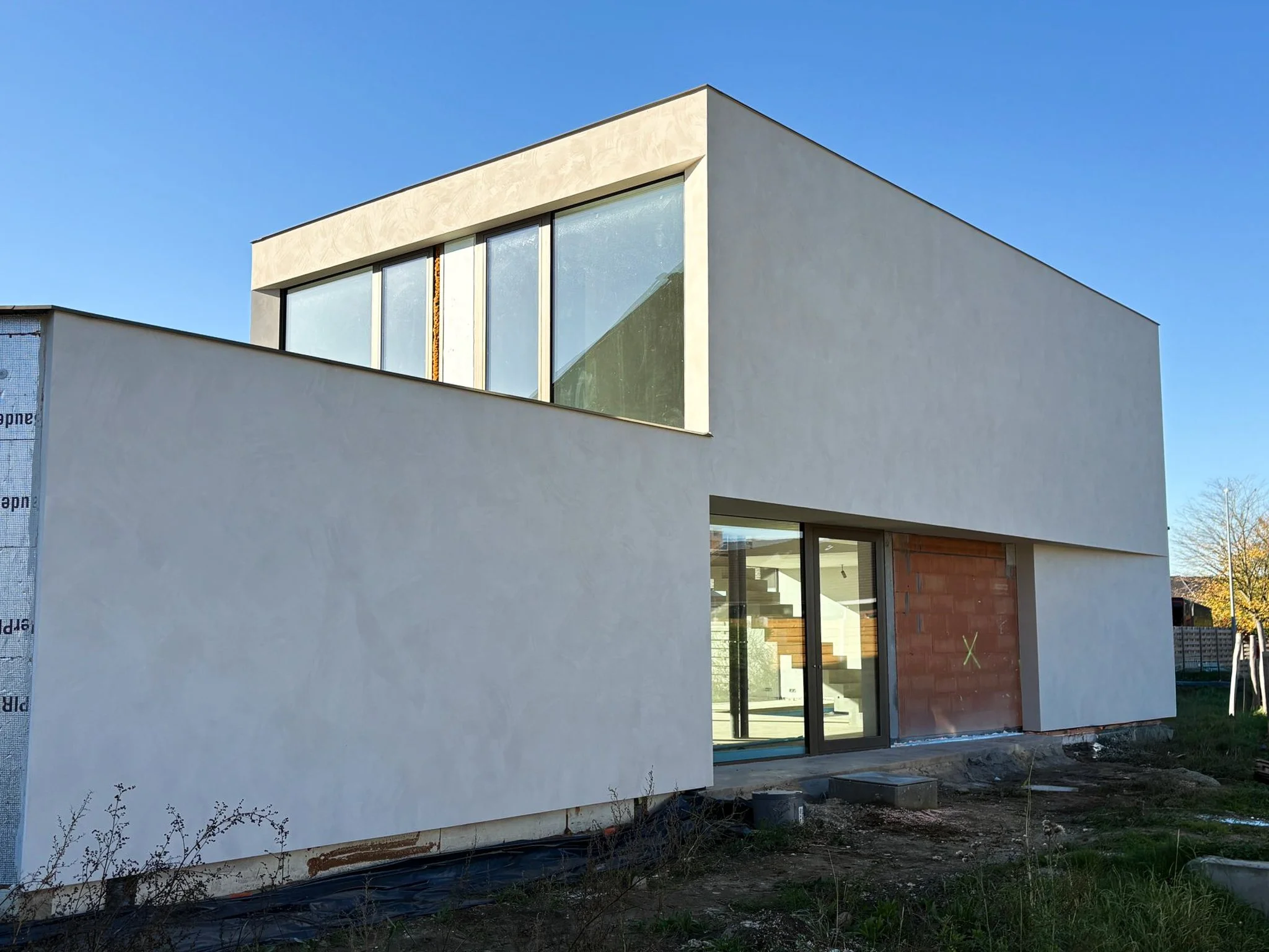 WhatsApp Image 2025-12-02 at 11.52.09 (2).jpg