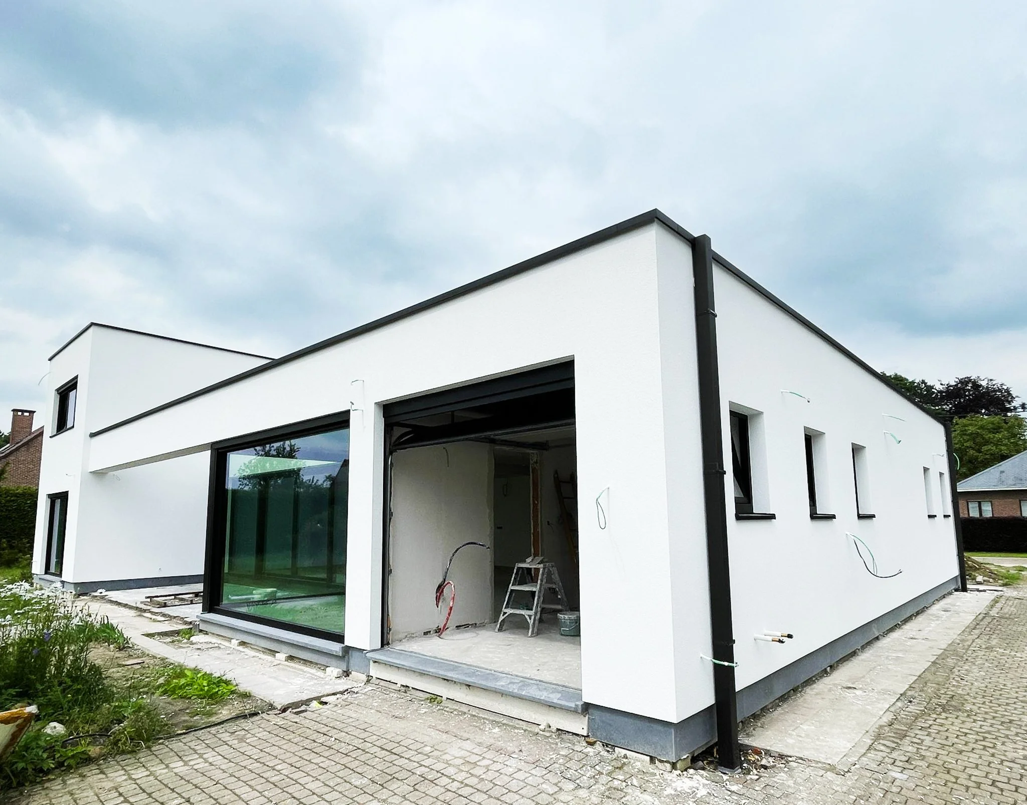 WhatsApp Image 2024-05-17 at 12.34.32 (2).jpg