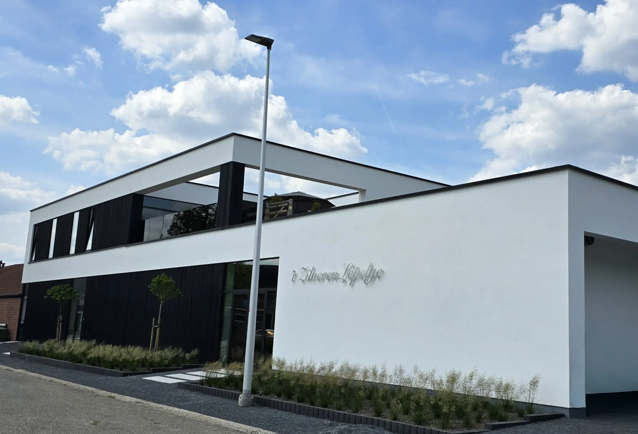 WhatsApp Image 2025-12-02 at 12.01.12 (7).jpg