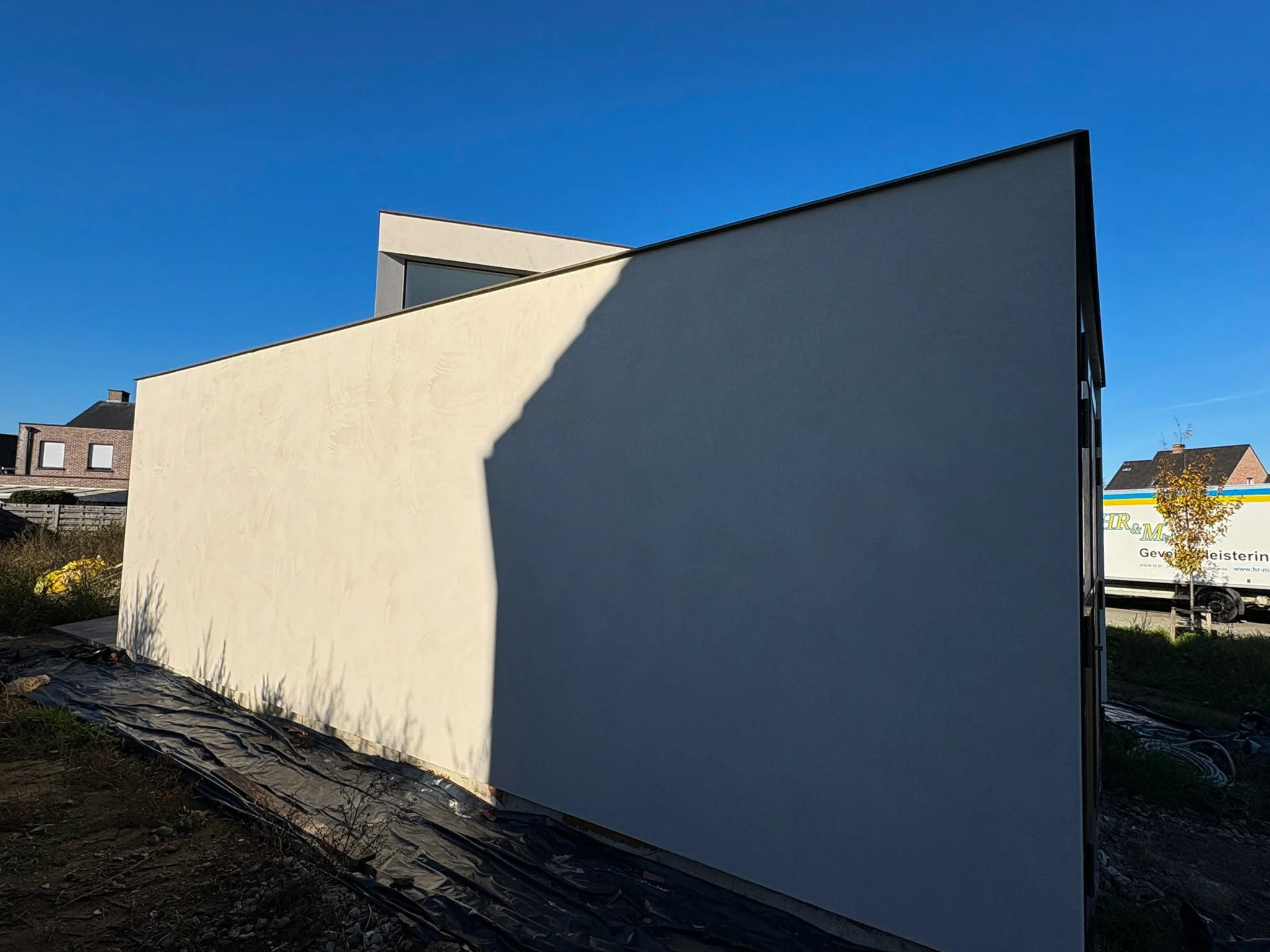 WhatsApp Image 2025-12-02 at 11.52.09 (3).jpg