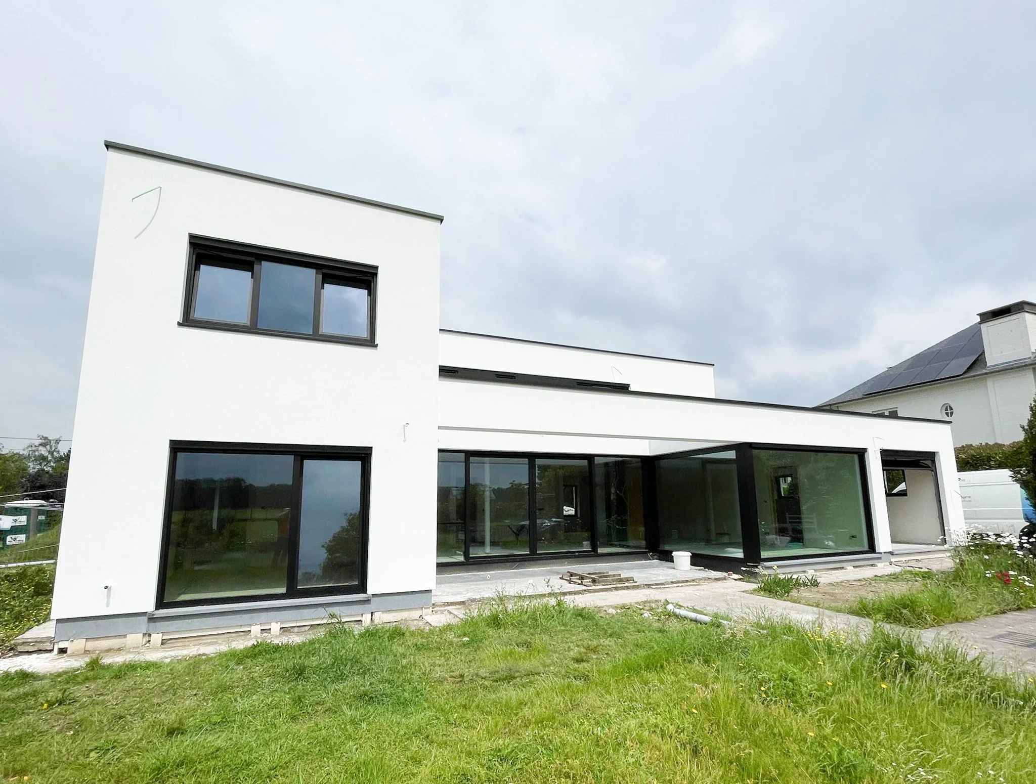 WhatsApp Image 2024-05-17 at 12.34.32.jpg