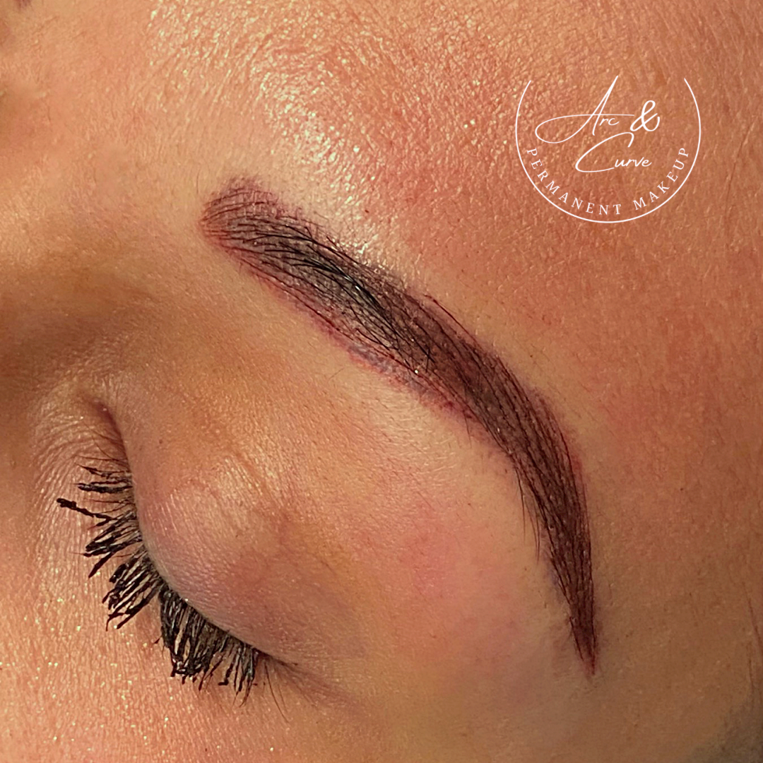 Cosmetic brow artist 802