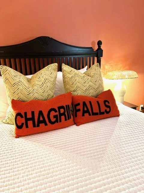 Chagrin Falls Room - Queen