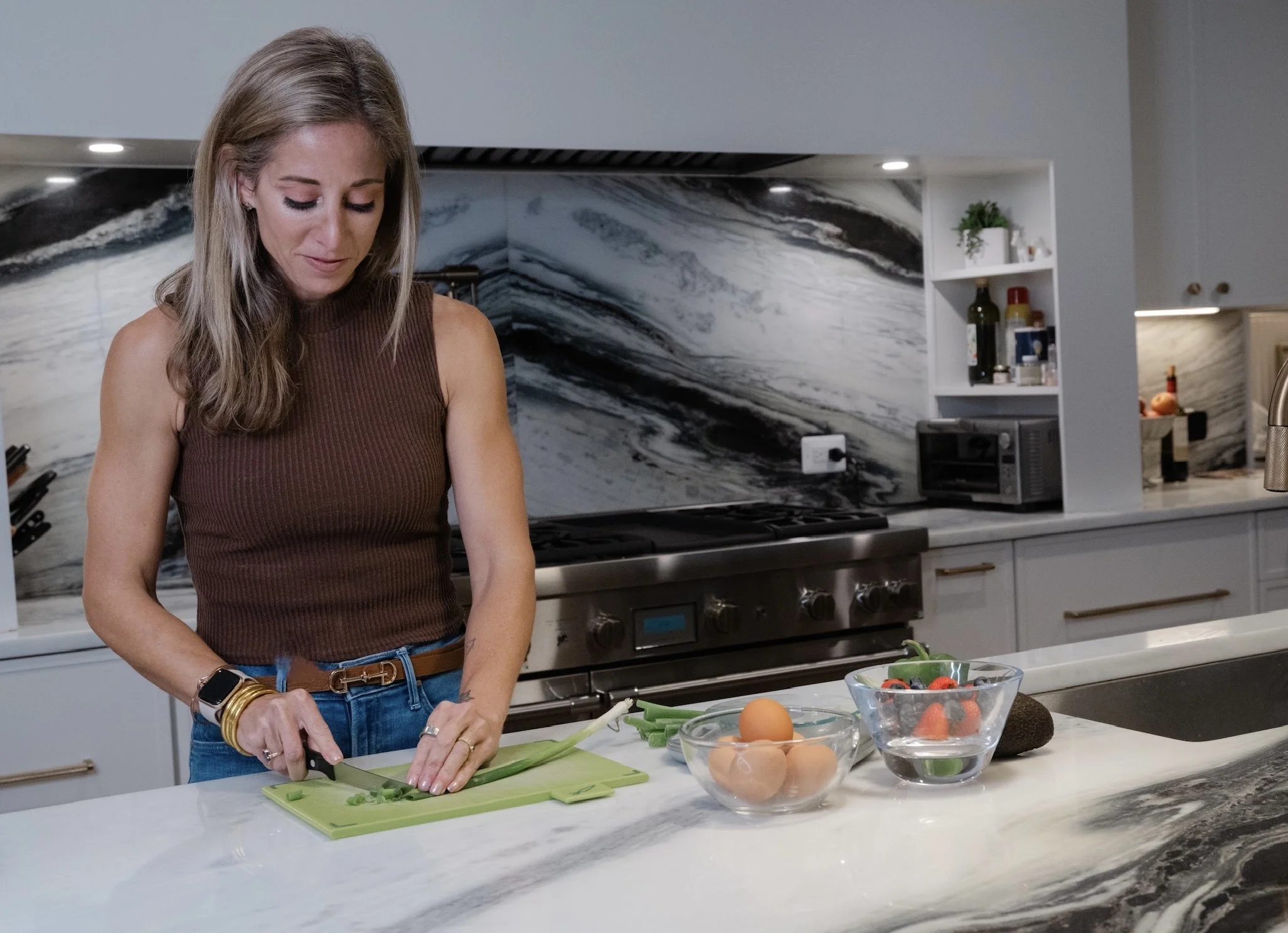 Same Calories, Smarter Strategy: Why Your 30+ Body Needs a Different Plan