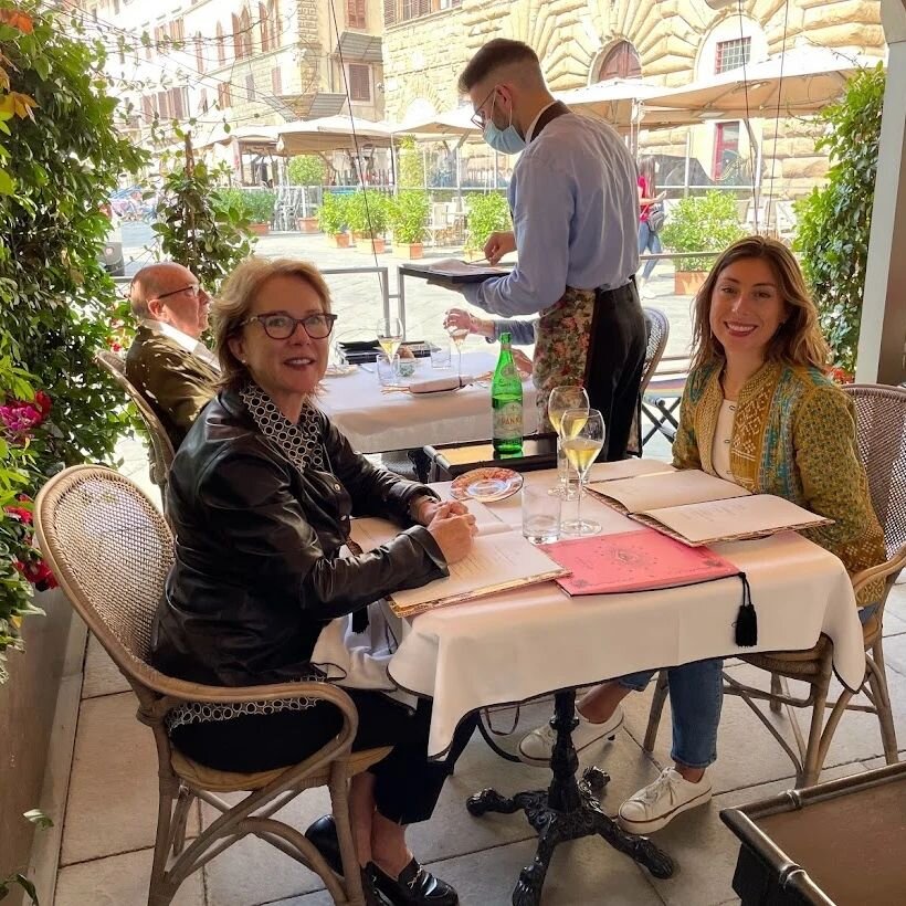 #ThrowbackThursday

@juliafranchiscarselli&nbsp; and I enjoyed a superb meal at the Gucci Osteria by Michelin-starred Chef Massimo Bottura in Florence after touring the Archetypes exhibit at the Gucci Museum in Piazza della Signoria.

#saragayforden
